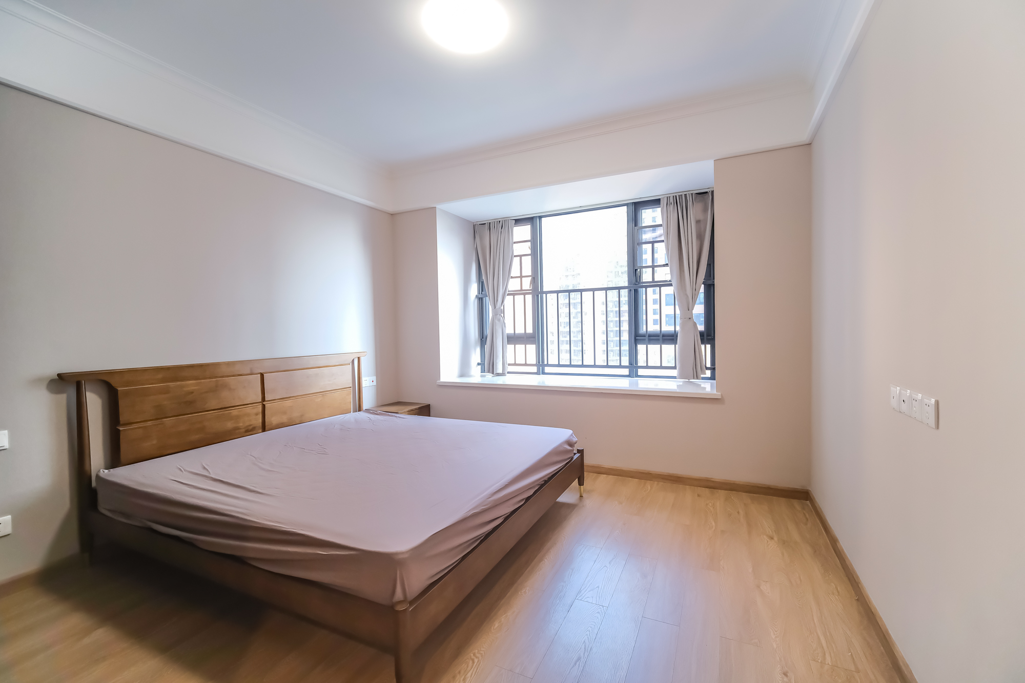 运达锦绣广场  3室1厅2卫    166.0万 运达锦绣广场  3室1厅2卫    166.0万卧室