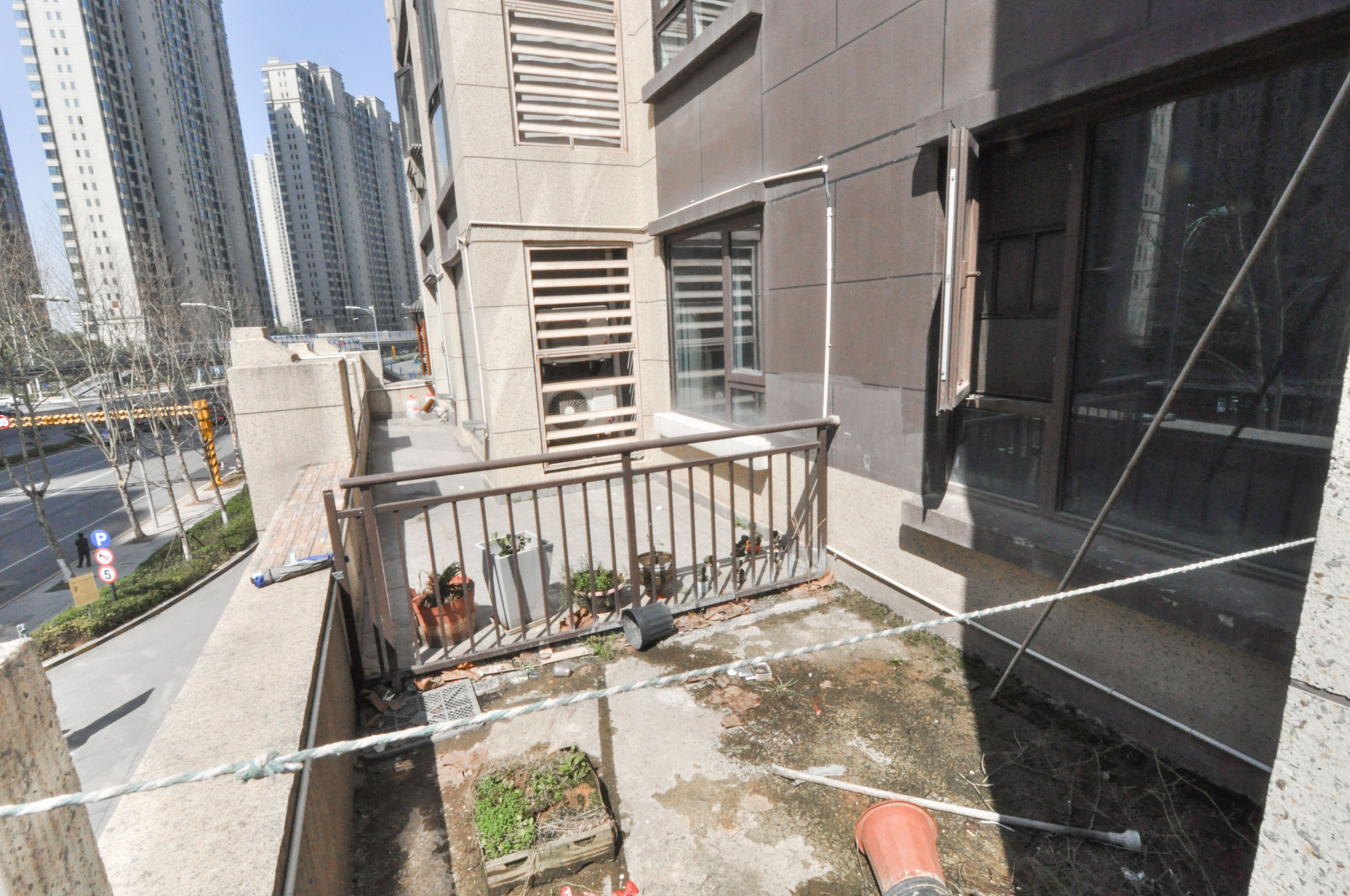 卓越浅水湾 3室2厅2卫 130.0万 卓越浅水湾 3室2厅2卫 130.0万卧室