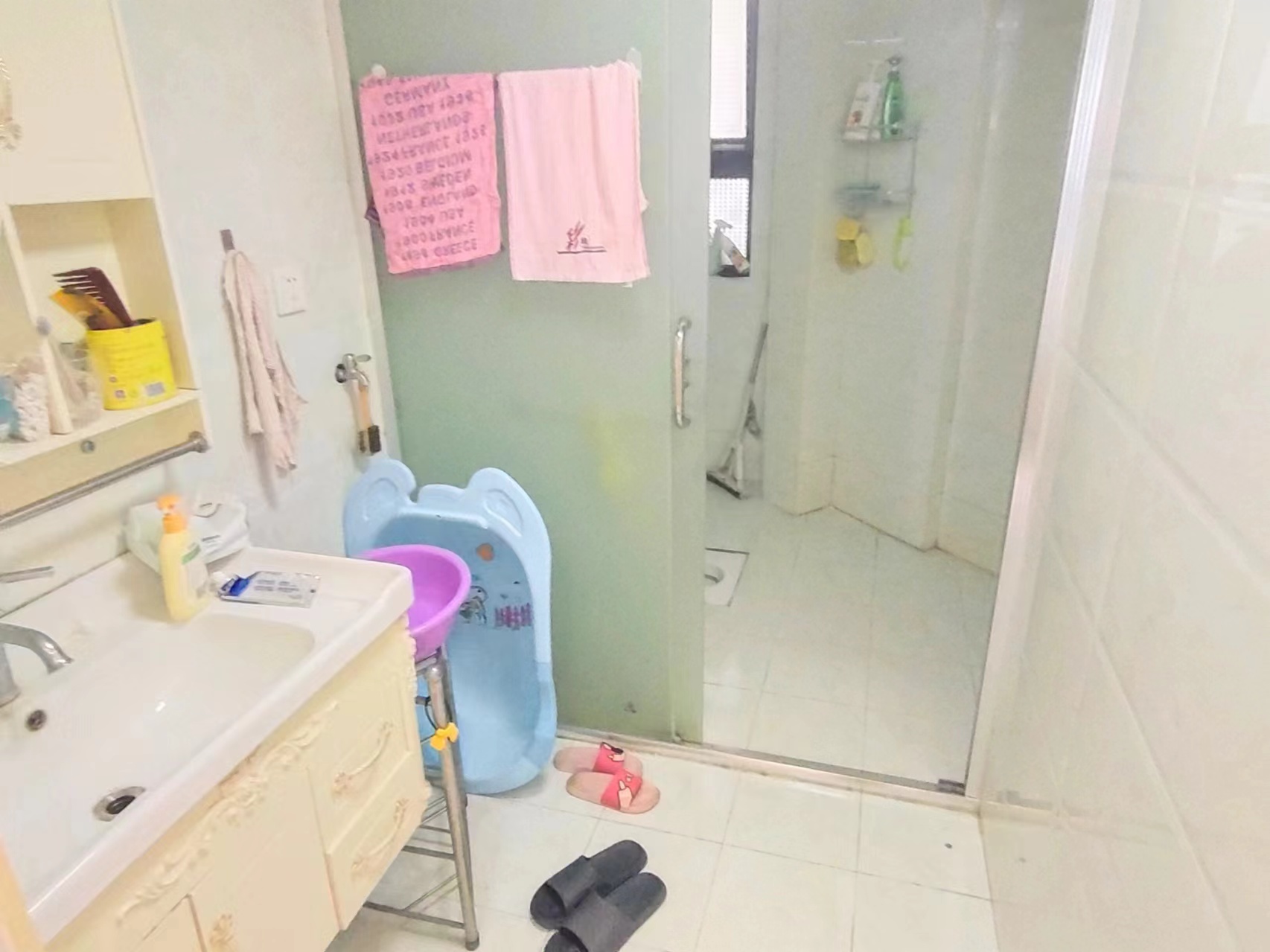 莱茵小镇 4室2厅2卫 62.0万 莱茵小镇 4室2厅2卫 62.0万室内图