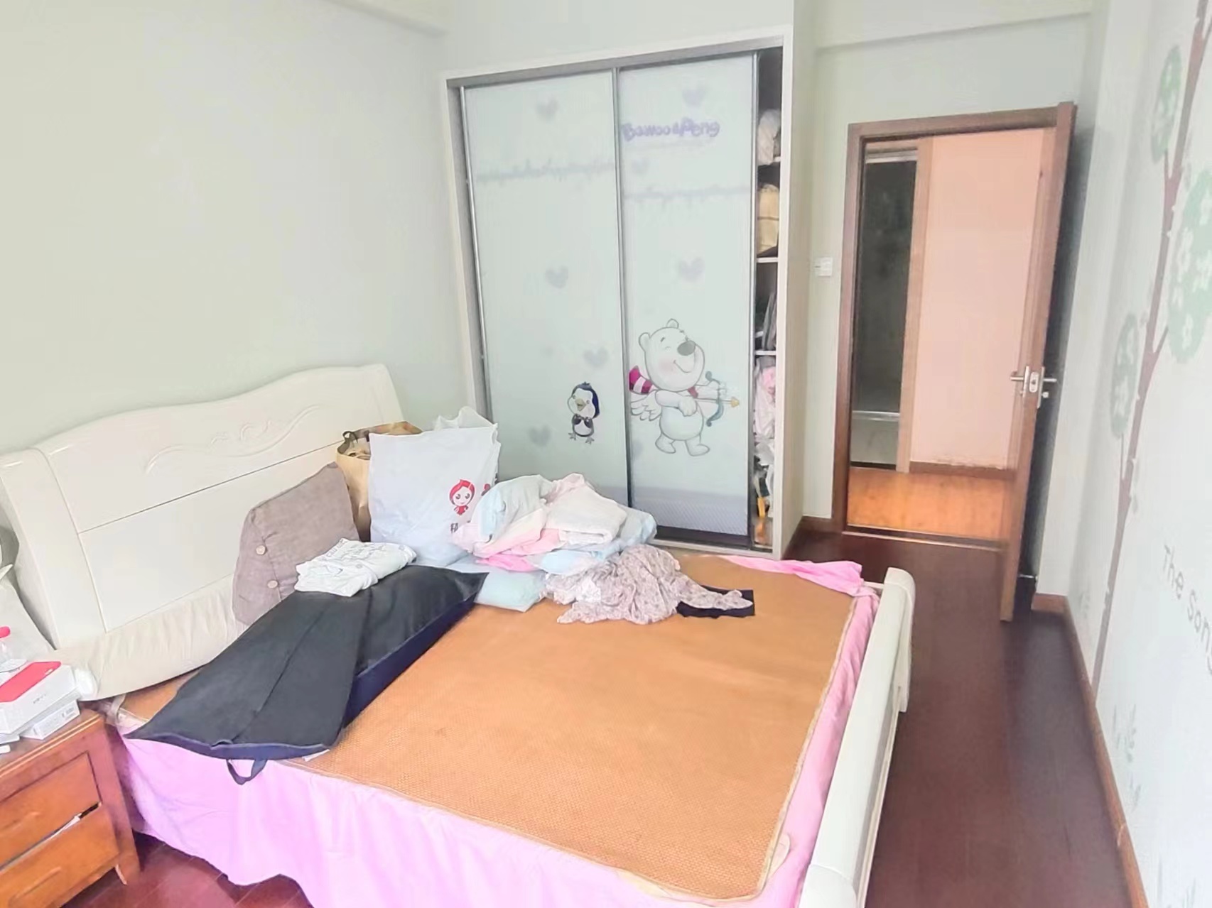 莱茵小镇 4室2厅2卫 62.0万 莱茵小镇 4室2厅2卫 62.0万室内图