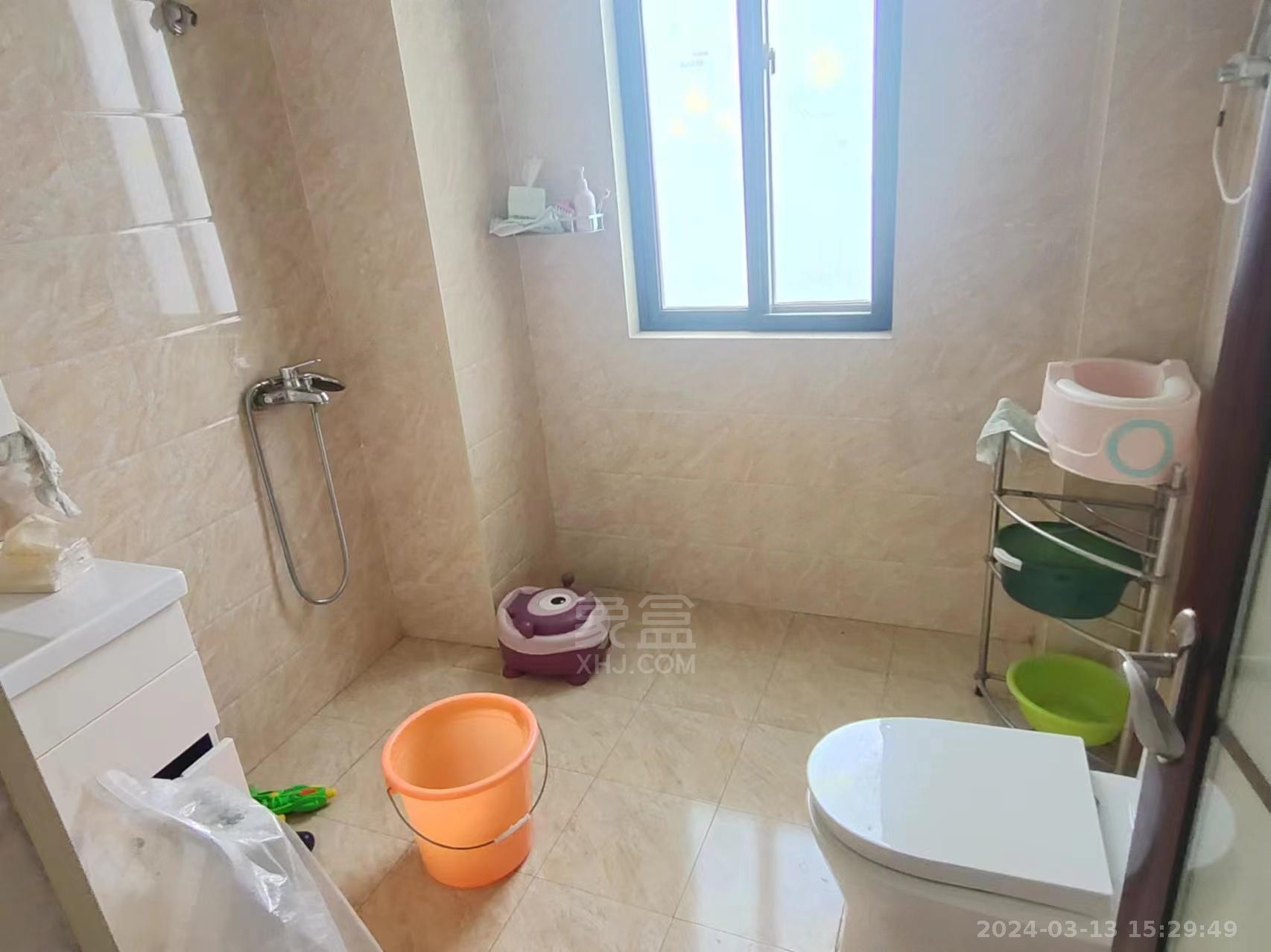 莱茵小镇 0室0厅0卫 2100.00元/月 莱茵小镇 0室0厅0卫 2100.00元/月室内图