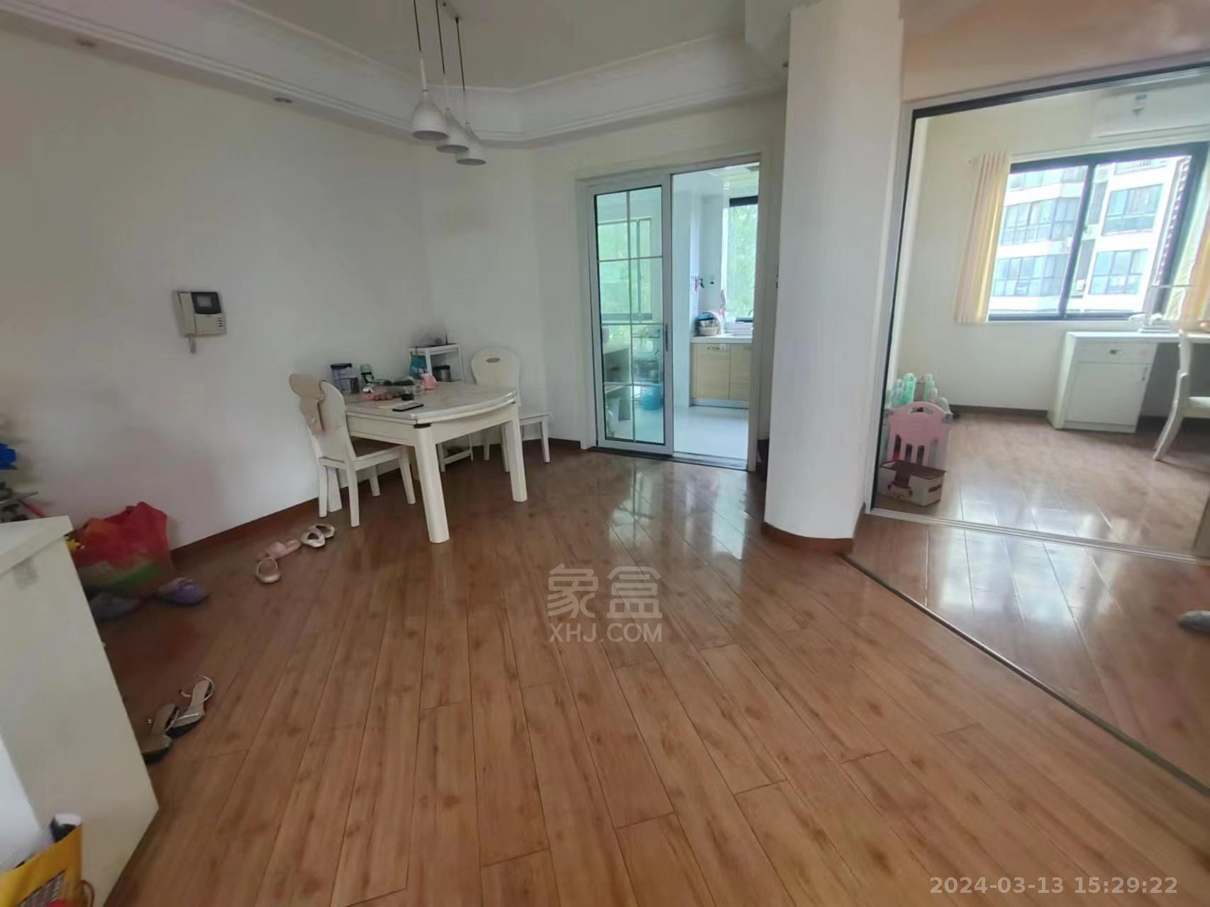 莱茵小镇 0室0厅0卫 2100.00元/月 莱茵小镇 0室0厅0卫 2100.00元/月室内图