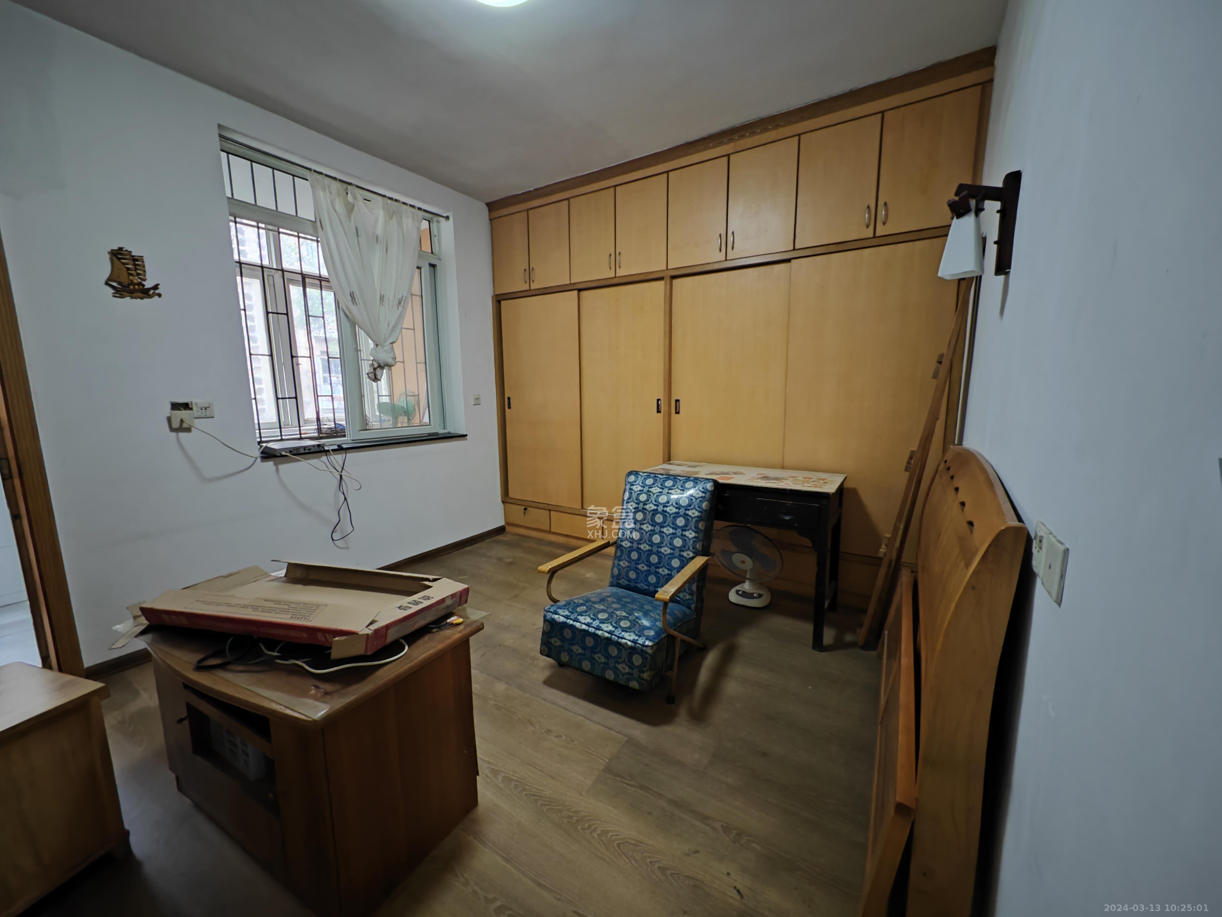 福樂名園  3室1廳1衛(wèi)   2400.00元/月室內圖