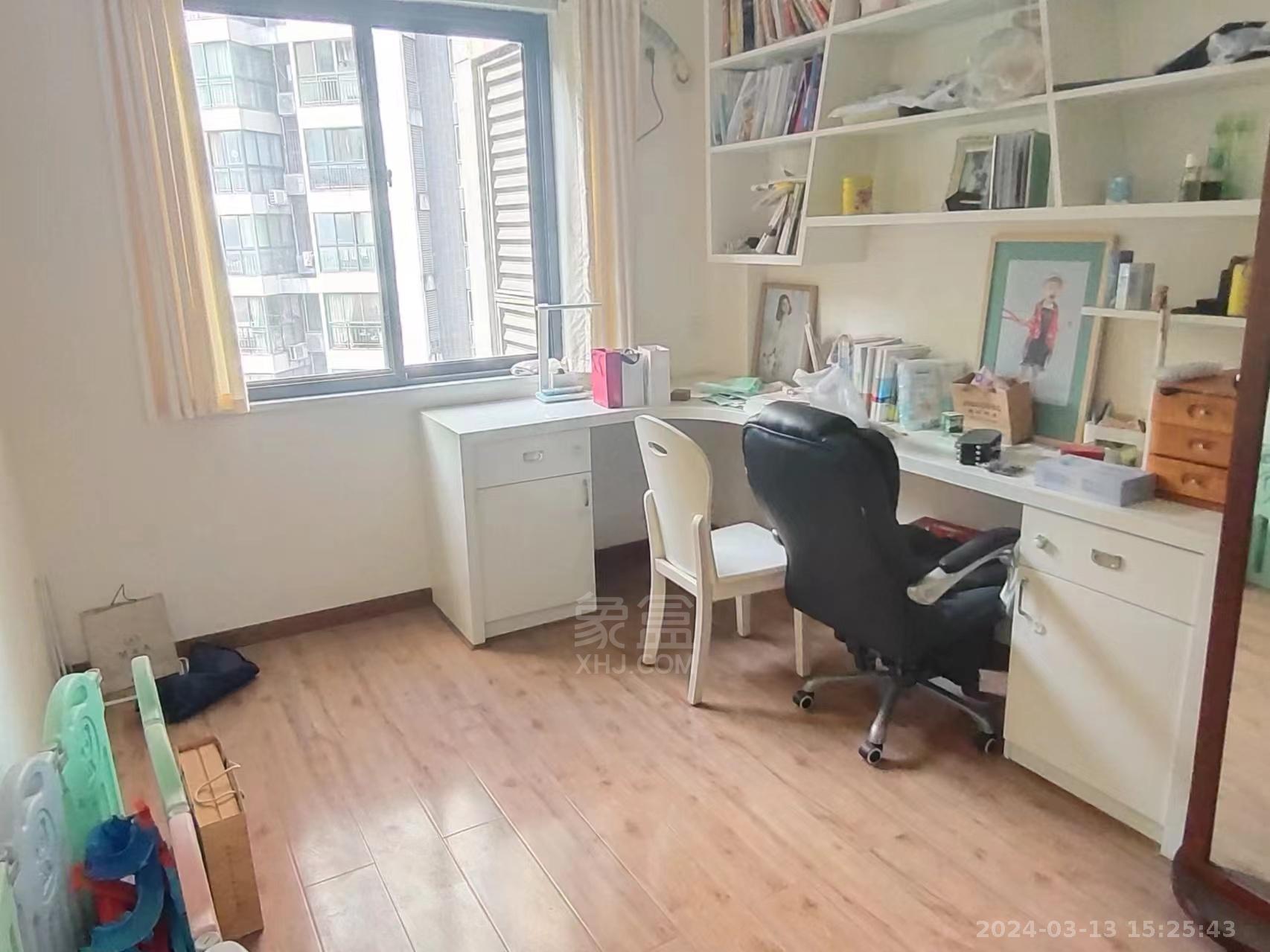 莱茵小镇 0室0厅0卫 2100.00元/月 莱茵小镇 0室0厅0卫 2100.00元/月室内图