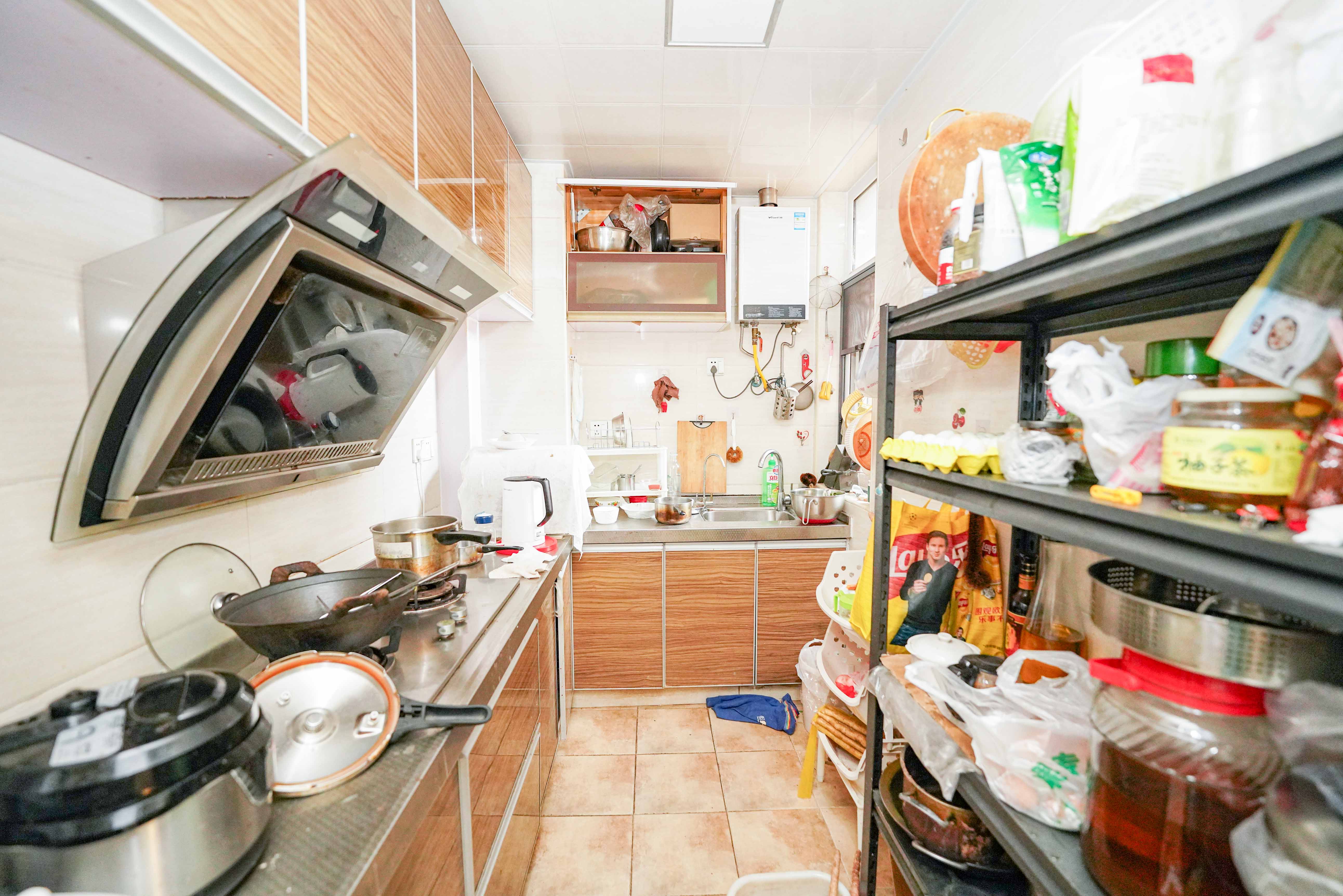 丽发新城  2室2厅1卫   65.00万其他