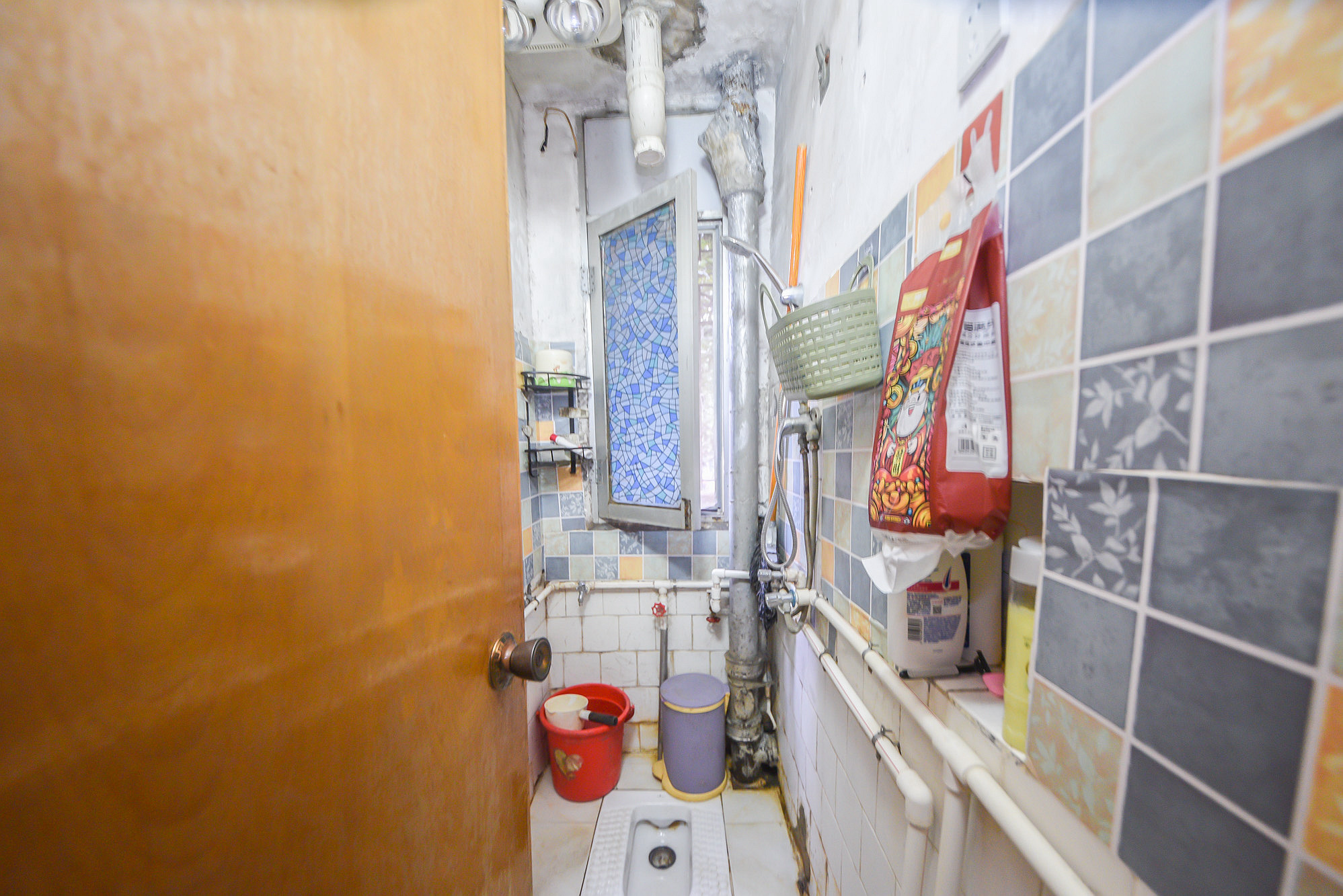 湘农桥社区  3室2厅1卫   101.00万卫生间