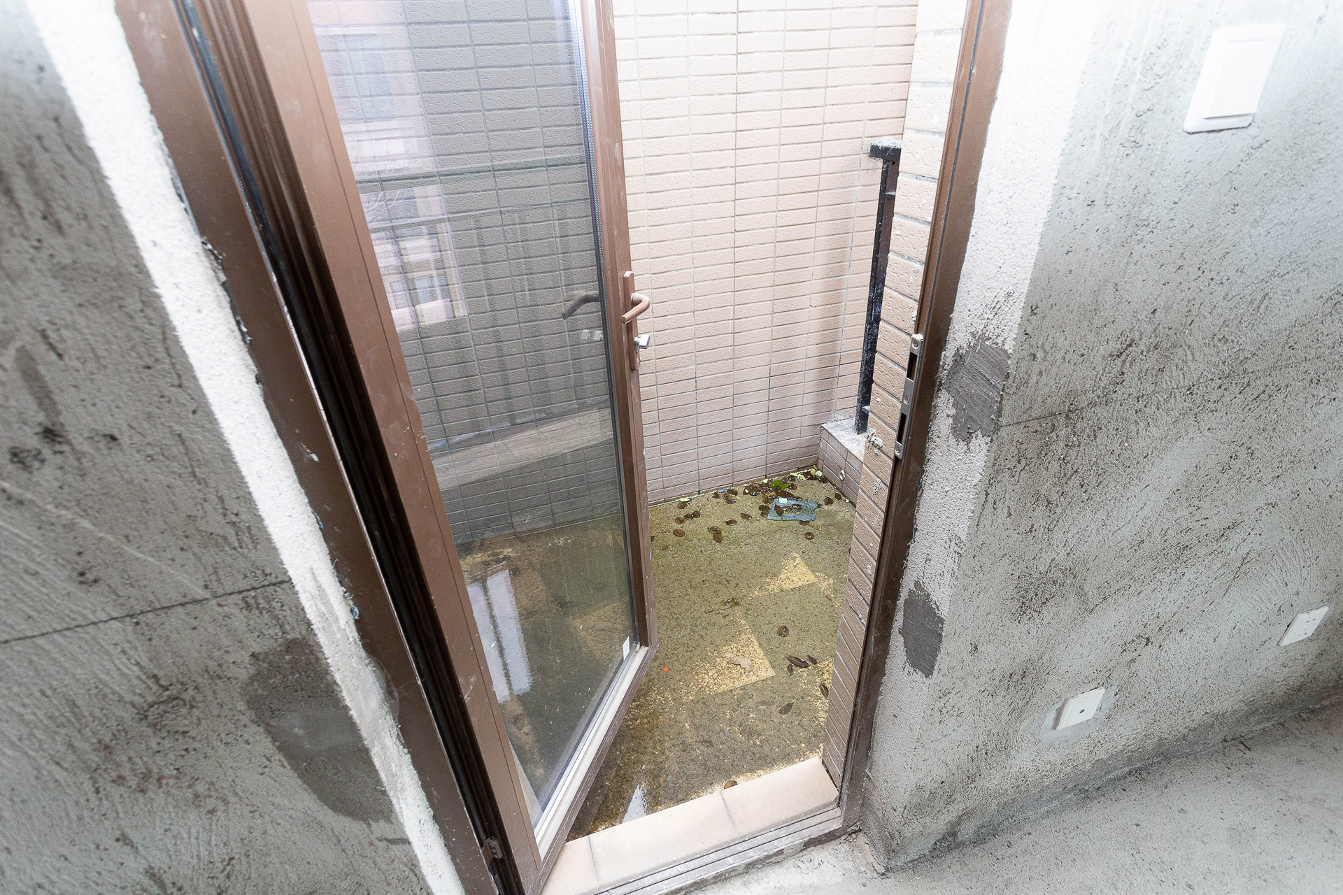 盈峰翠邸  4室2厅4卫   200.00万阳台