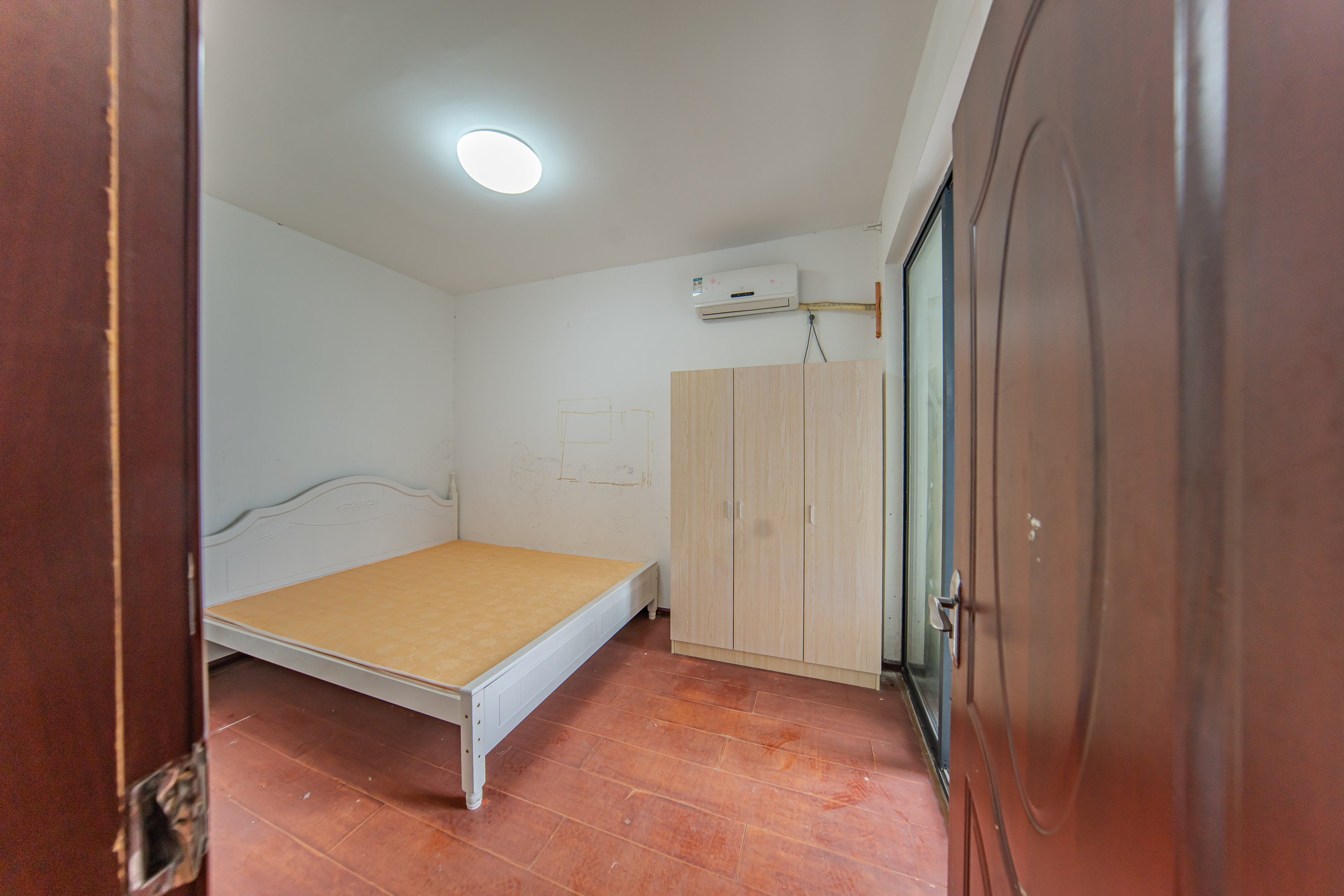 中建麓山和苑  2室2厅1卫   55.00万卧室