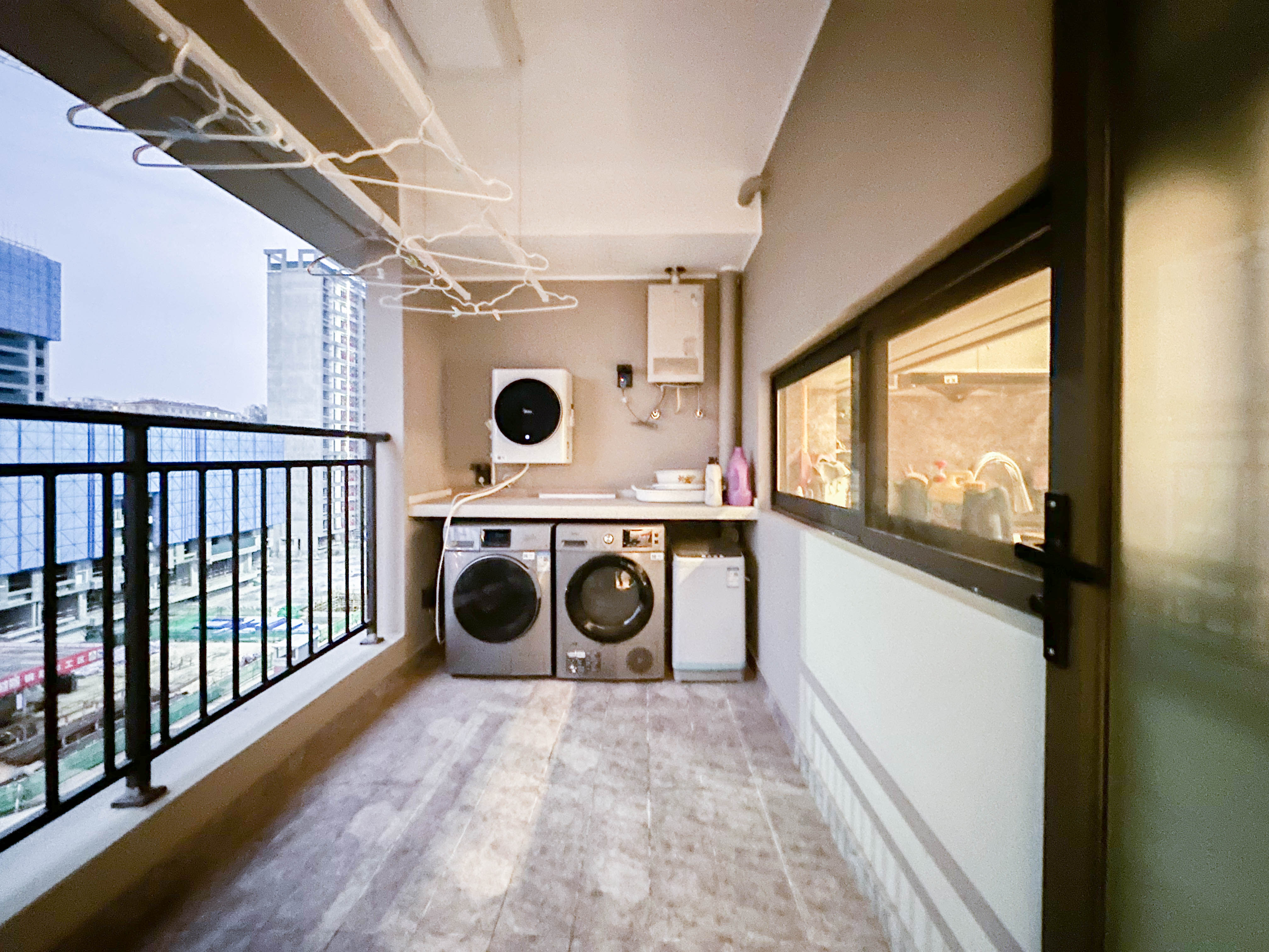 印湘山 4室2厅2卫 308.0万 印湘山 4室2厅2卫 308.0万其他