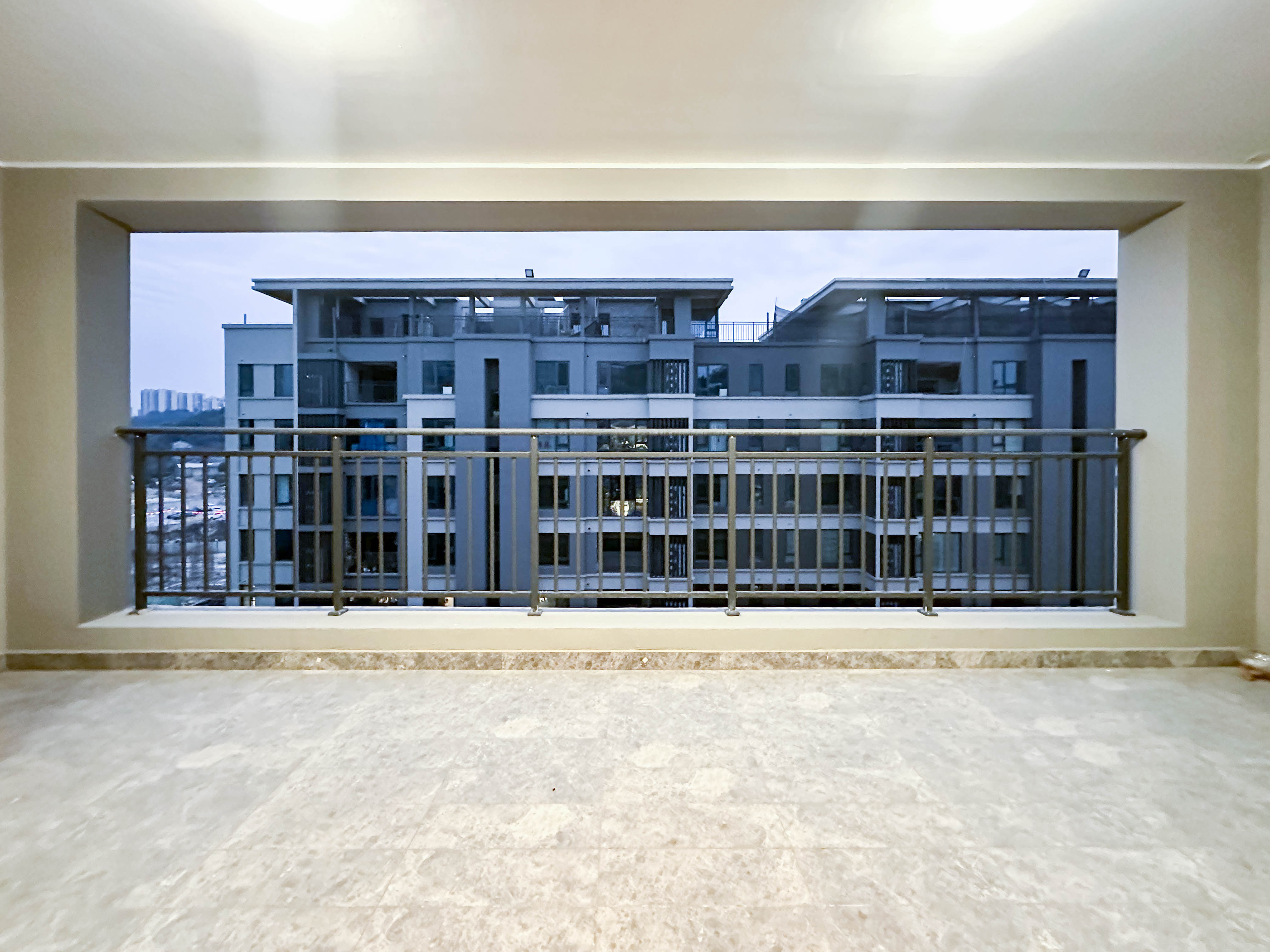 印湘山 4室2厅2卫 308.0万 印湘山 4室2厅2卫 308.0万其他