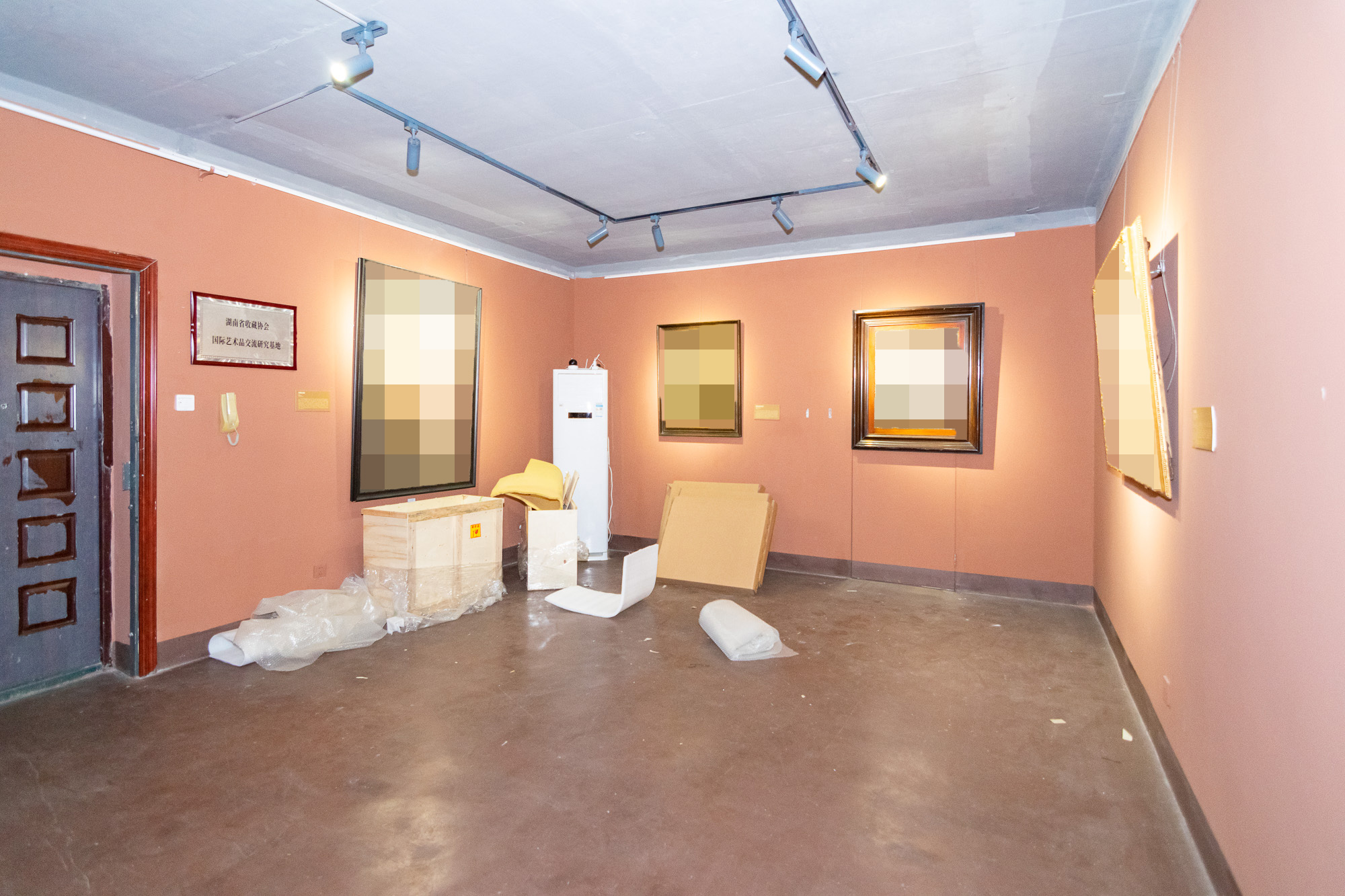 普瑞斯堡 5室2厅2卫 185.0万 普瑞斯堡 5室2厅2卫 185.0万客厅