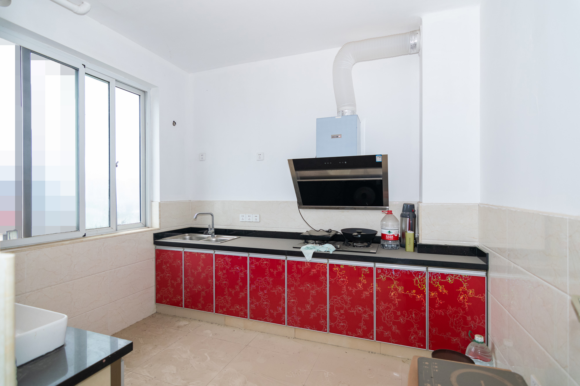 普瑞斯堡 5室2厅2卫 185.0万 普瑞斯堡 5室2厅2卫 185.0万厨房