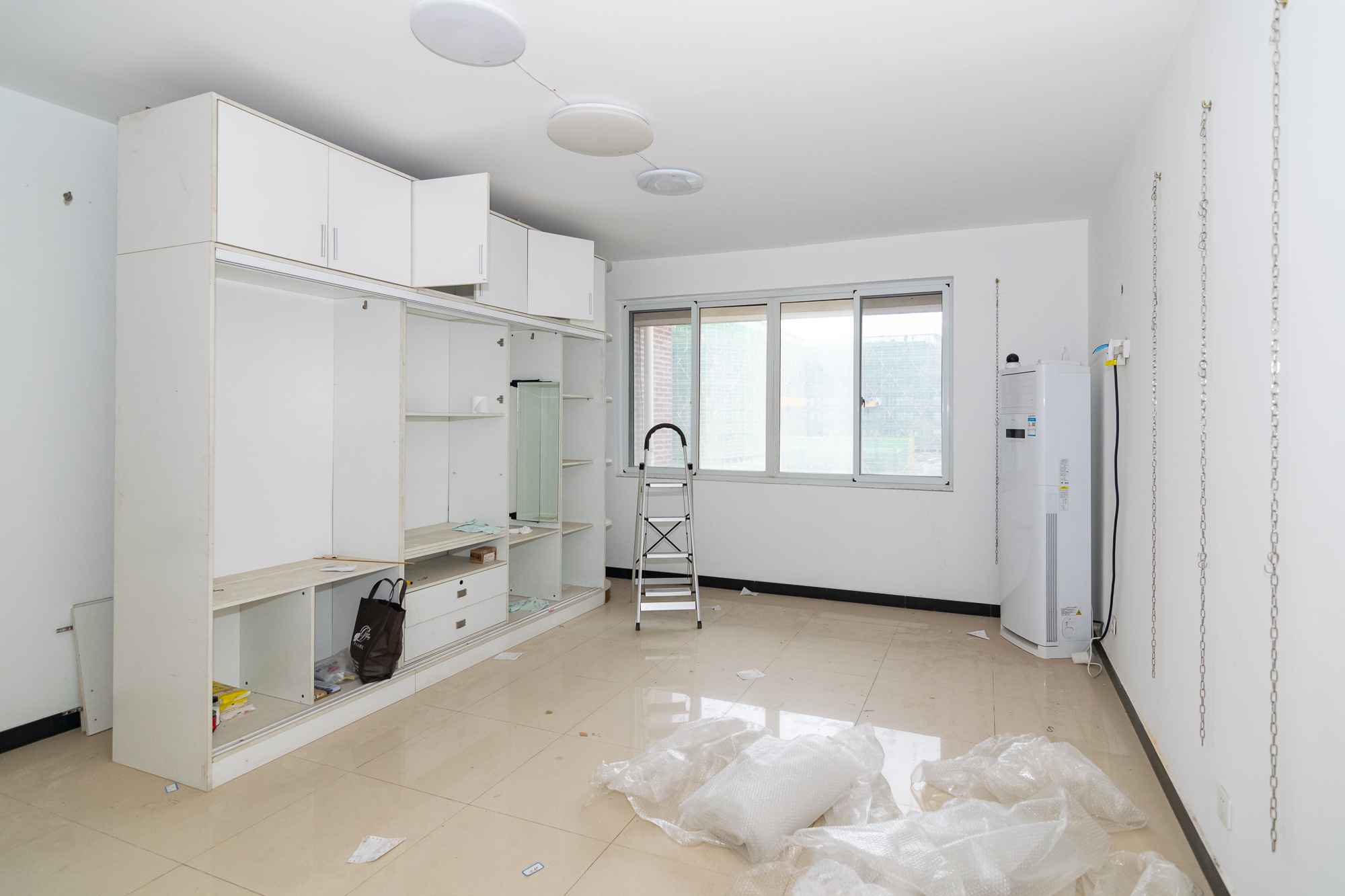 普瑞斯堡 5室2厅2卫 185.0万 普瑞斯堡 5室2厅2卫 185.0万卧室