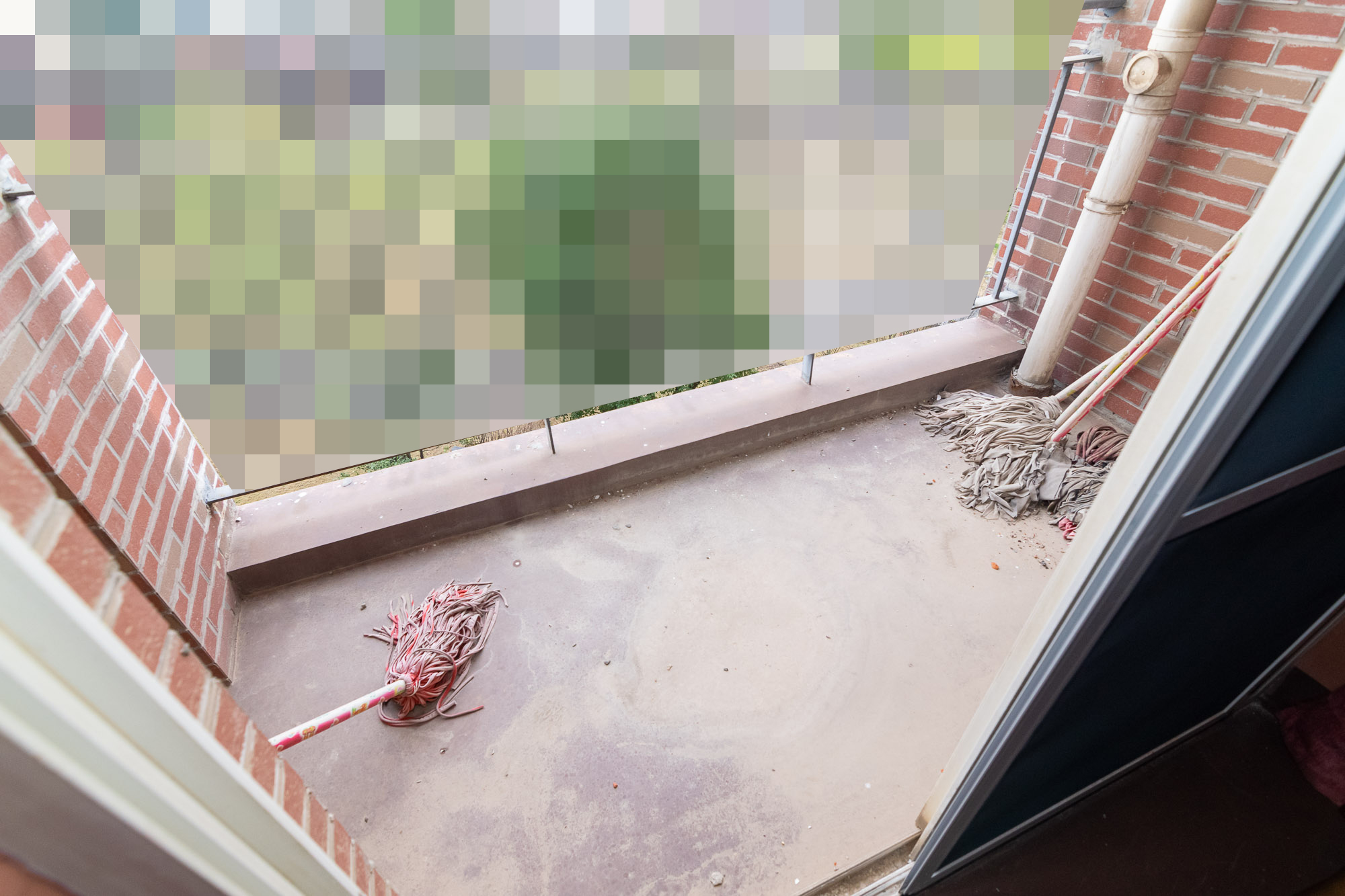 普瑞斯堡 5室2厅2卫 185.0万 普瑞斯堡 5室2厅2卫 185.0万阳台