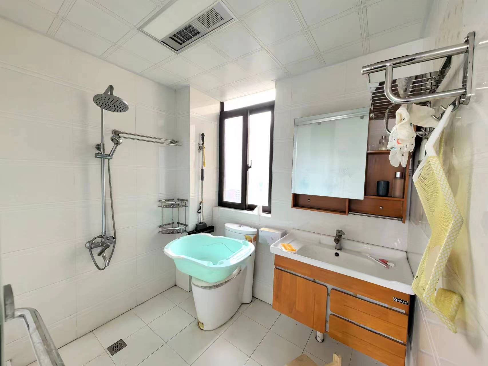 金轮翡翠名园 3室2厅2卫 100.0万 金轮翡翠名园 3室2厅2卫 100.0万室内图