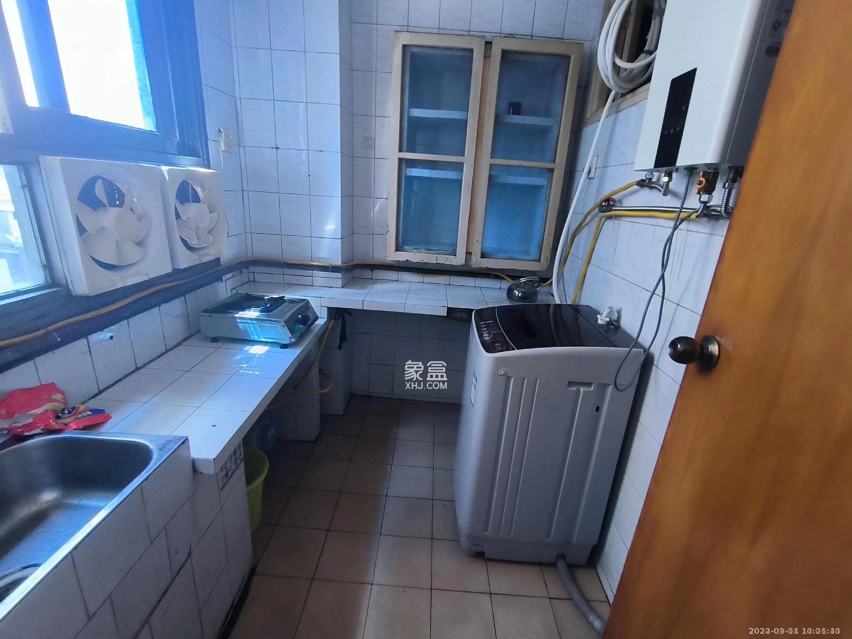 省质检局宿舍 3室2厅1卫 2700.0元/月 省质检局宿舍 3室2厅1卫 2700.0元/月室内图