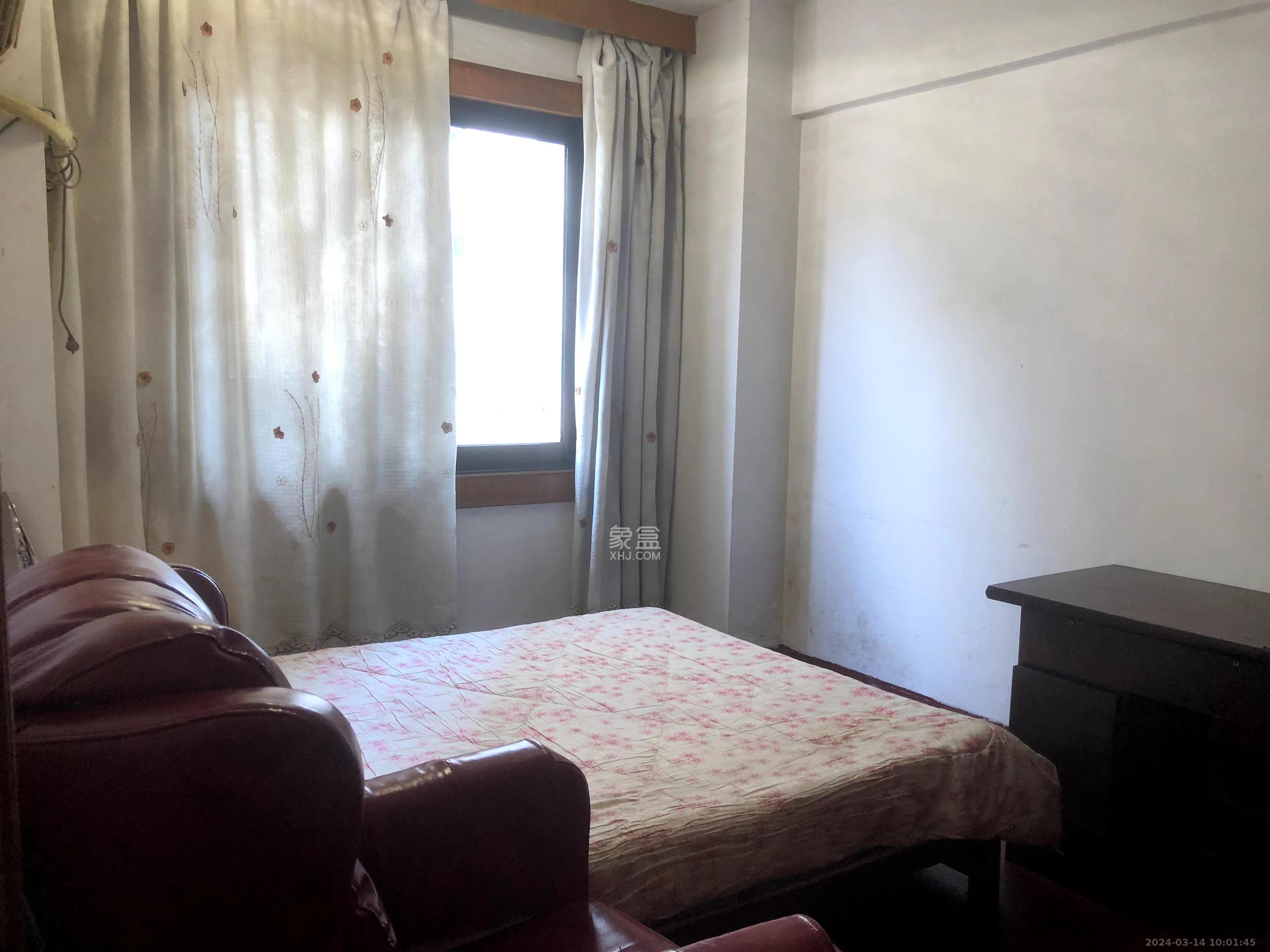 省质检局宿舍 3室2厅1卫 2700.0元/月 省质检局宿舍 3室2厅1卫 2700.0元/月室内图