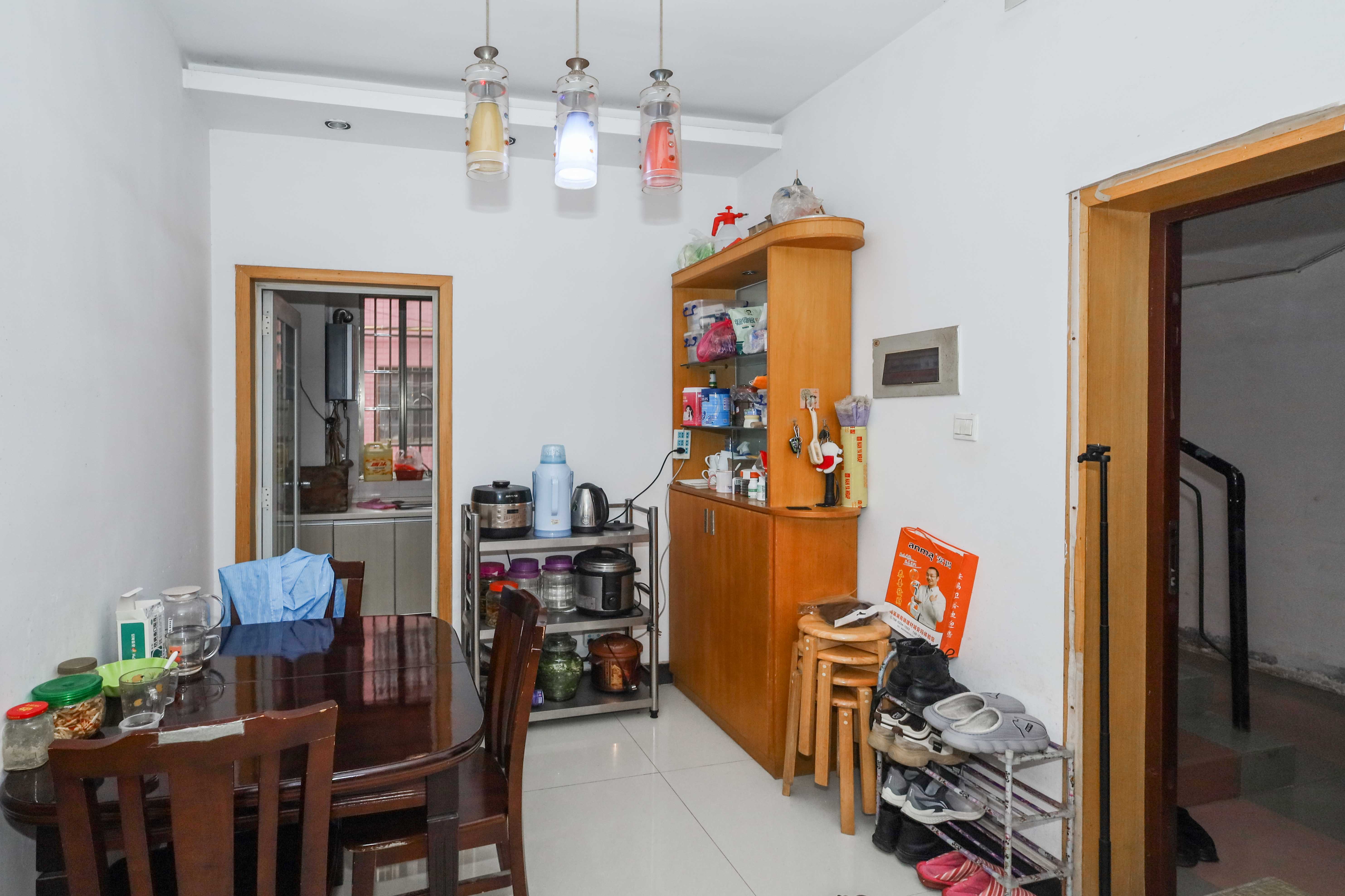 雷锋机电市场一期  2室1厅1卫    55.6万其他