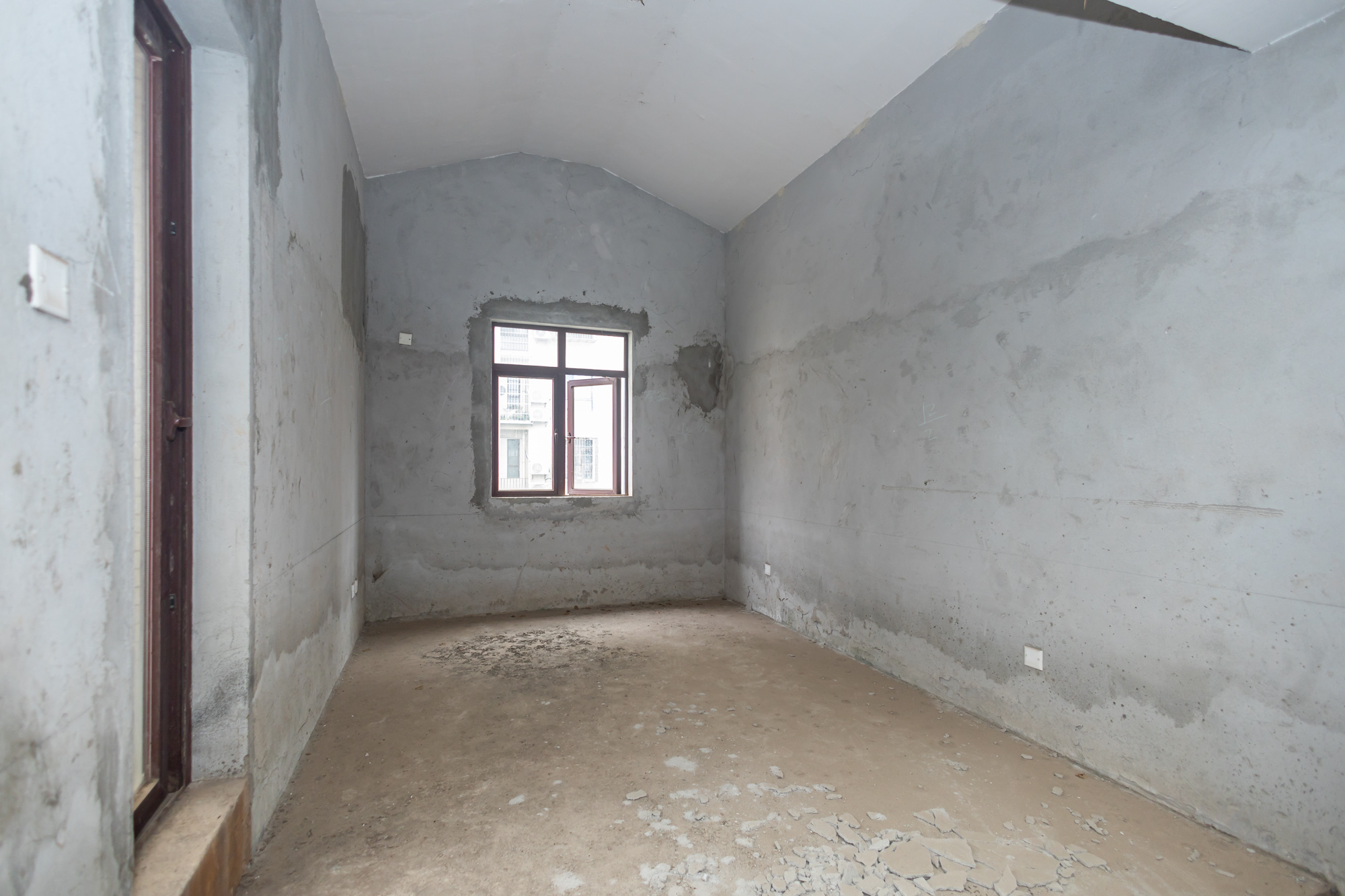 鹏基诺亚山林 6室3厅3卫 350.0万 鹏基诺亚山林 6室3厅3卫 350.0万其他