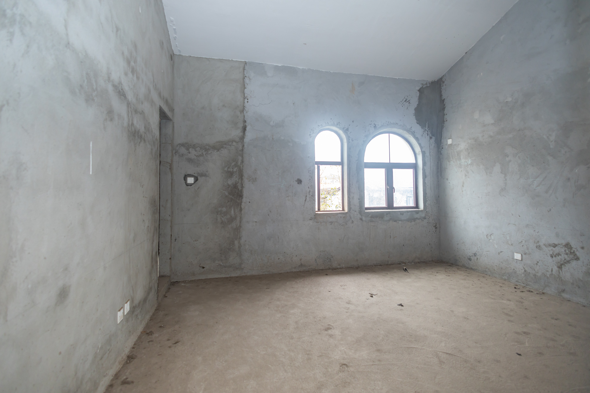 鹏基诺亚山林 6室3厅3卫 350.0万 鹏基诺亚山林 6室3厅3卫 350.0万卧室