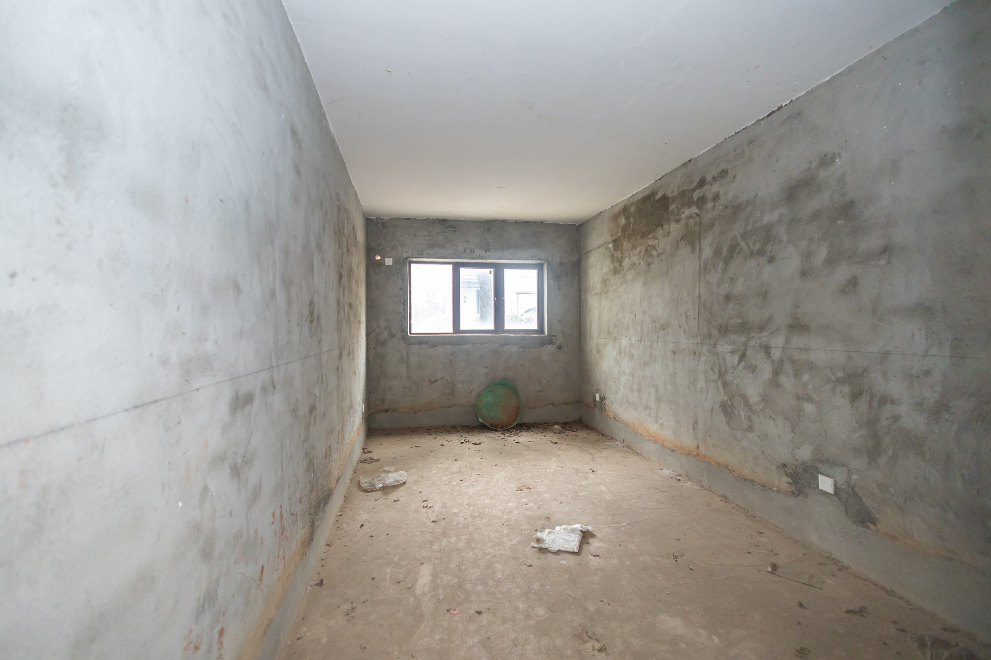 鹏基诺亚山林 6室3厅3卫 350.0万 鹏基诺亚山林 6室3厅3卫 350.0万卧室