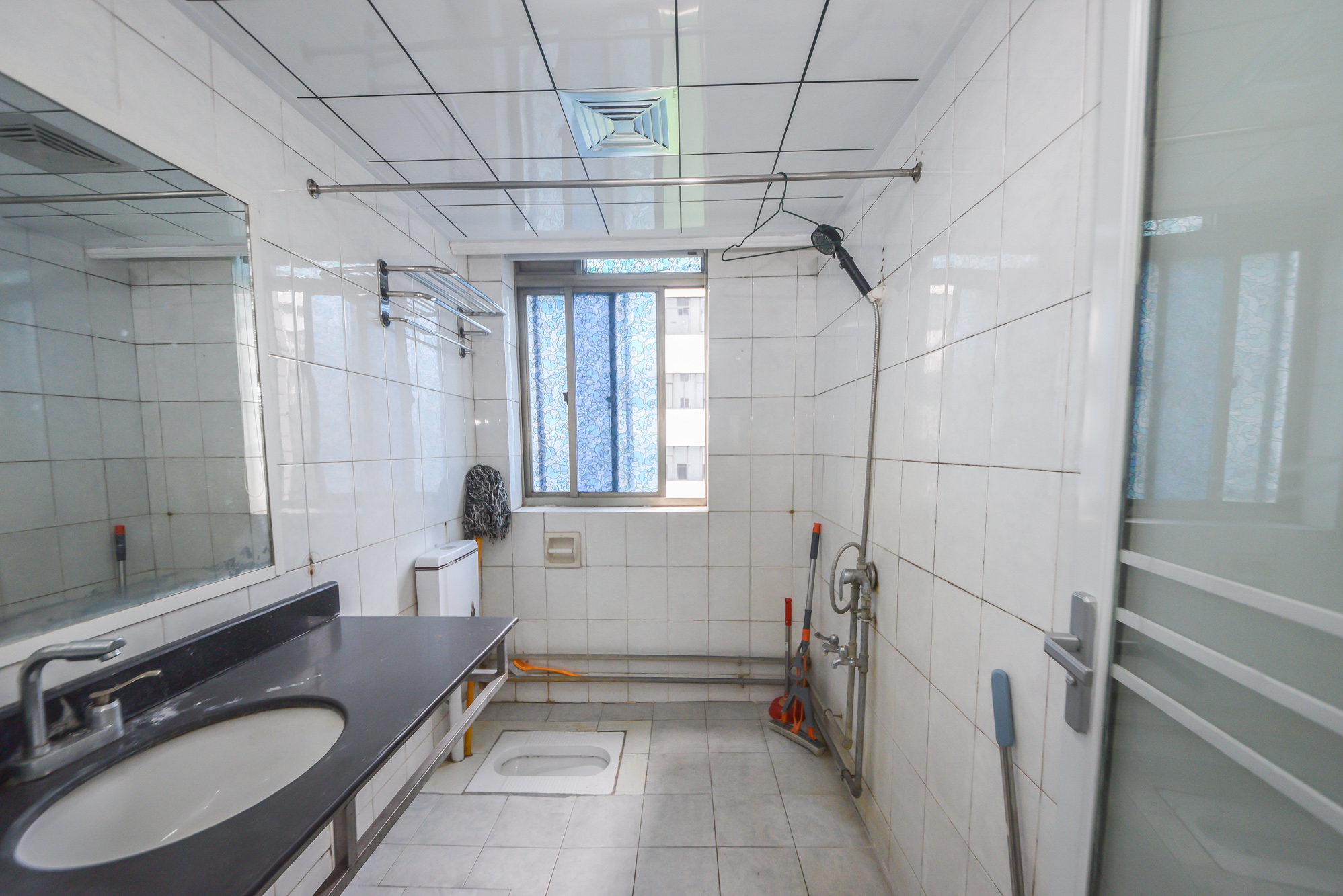 长沙市国税局直属分局宿舍(韶山北路) 3室2厅2卫 138.0万 长沙市国税局直属分局宿舍(韶山北路) 3室2厅2卫 138.0万卫生间