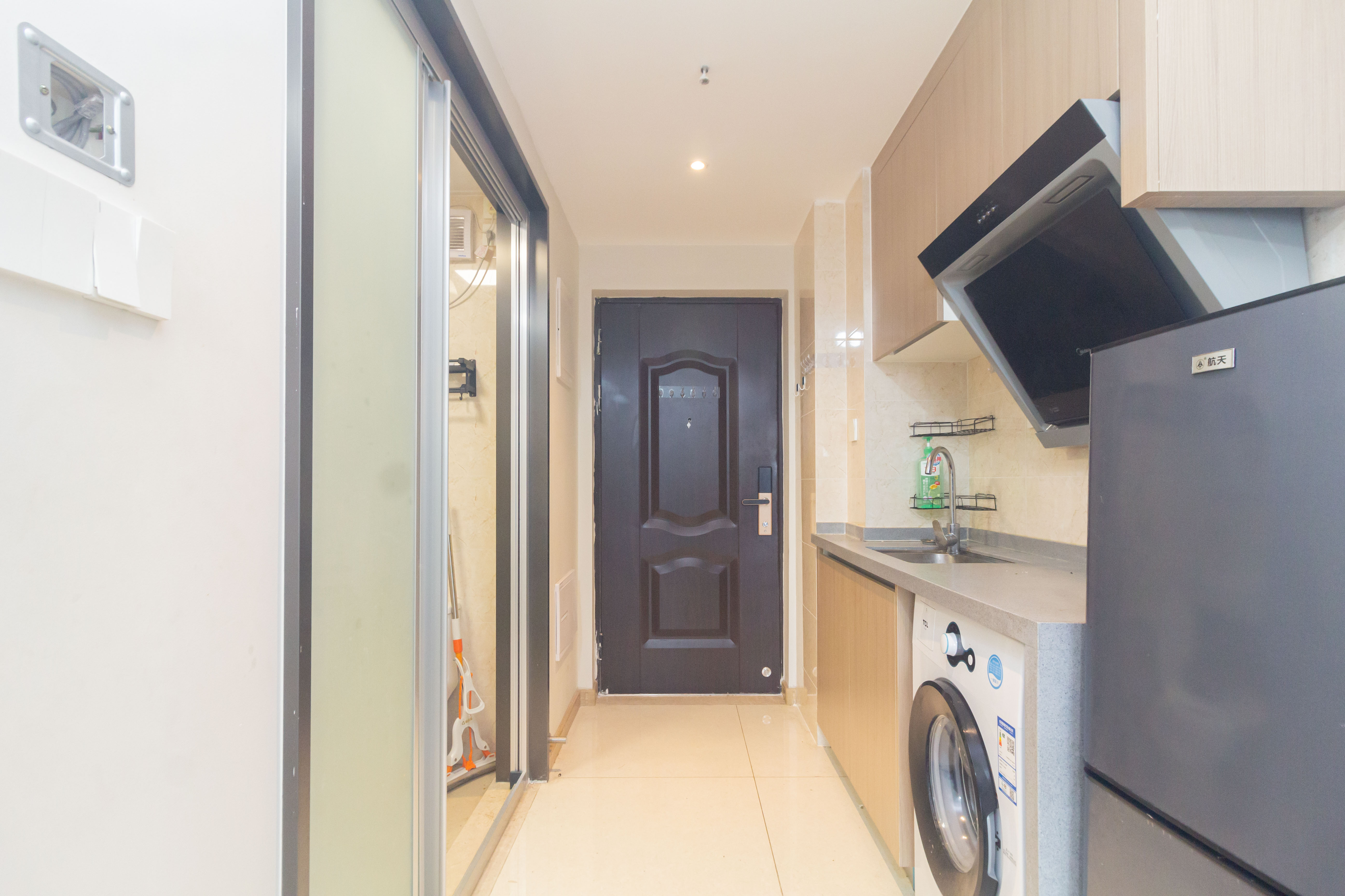 敏捷珑玥府  1室1厅1卫    23.5万厨房