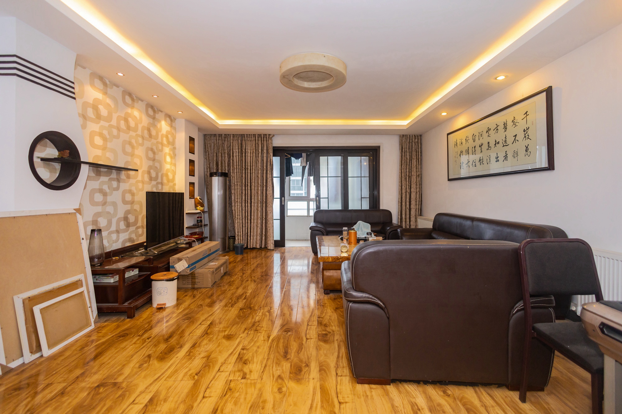 开源鑫苑 4室2厅2卫 106.0万 开源鑫苑 4室2厅2卫 106.0万客厅