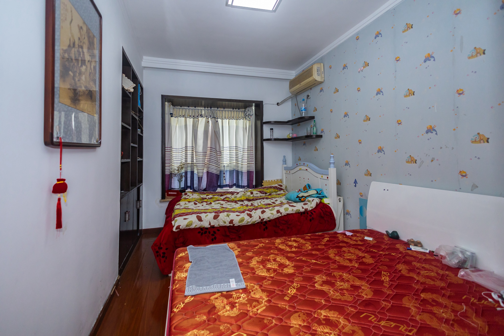 开源鑫苑 4室2厅2卫 106.0万 开源鑫苑 4室2厅2卫 106.0万卧室