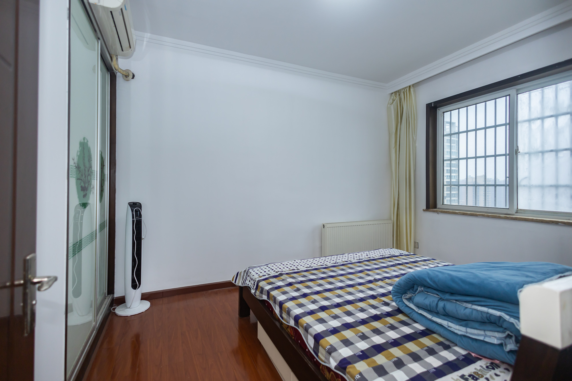 开源鑫苑 4室2厅2卫 106.0万 开源鑫苑 4室2厅2卫 106.0万卧室