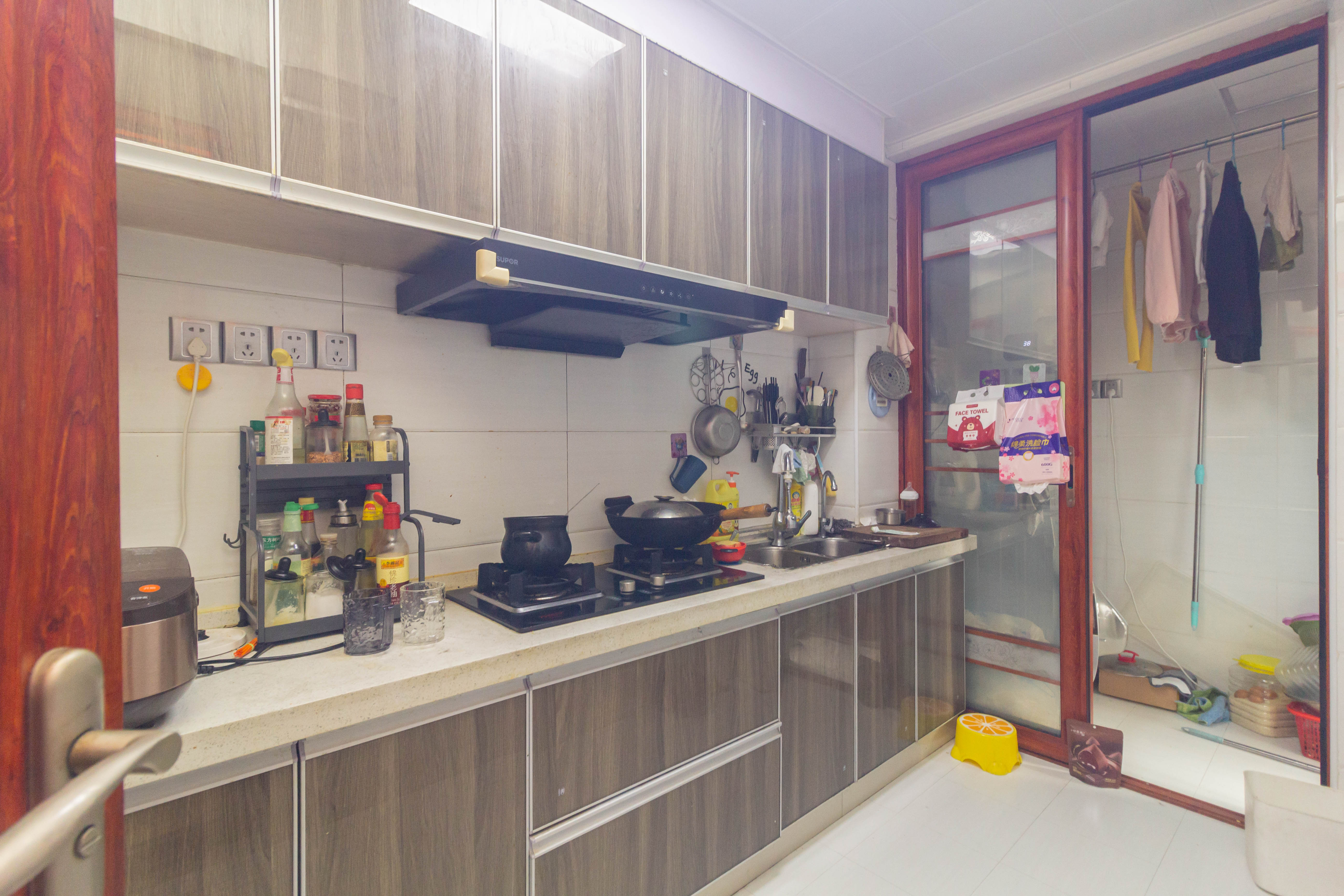 中欣楚天雅郡 3室2厅1卫 59.8万 中欣楚天雅郡 3室2厅1卫 59.8万厨房