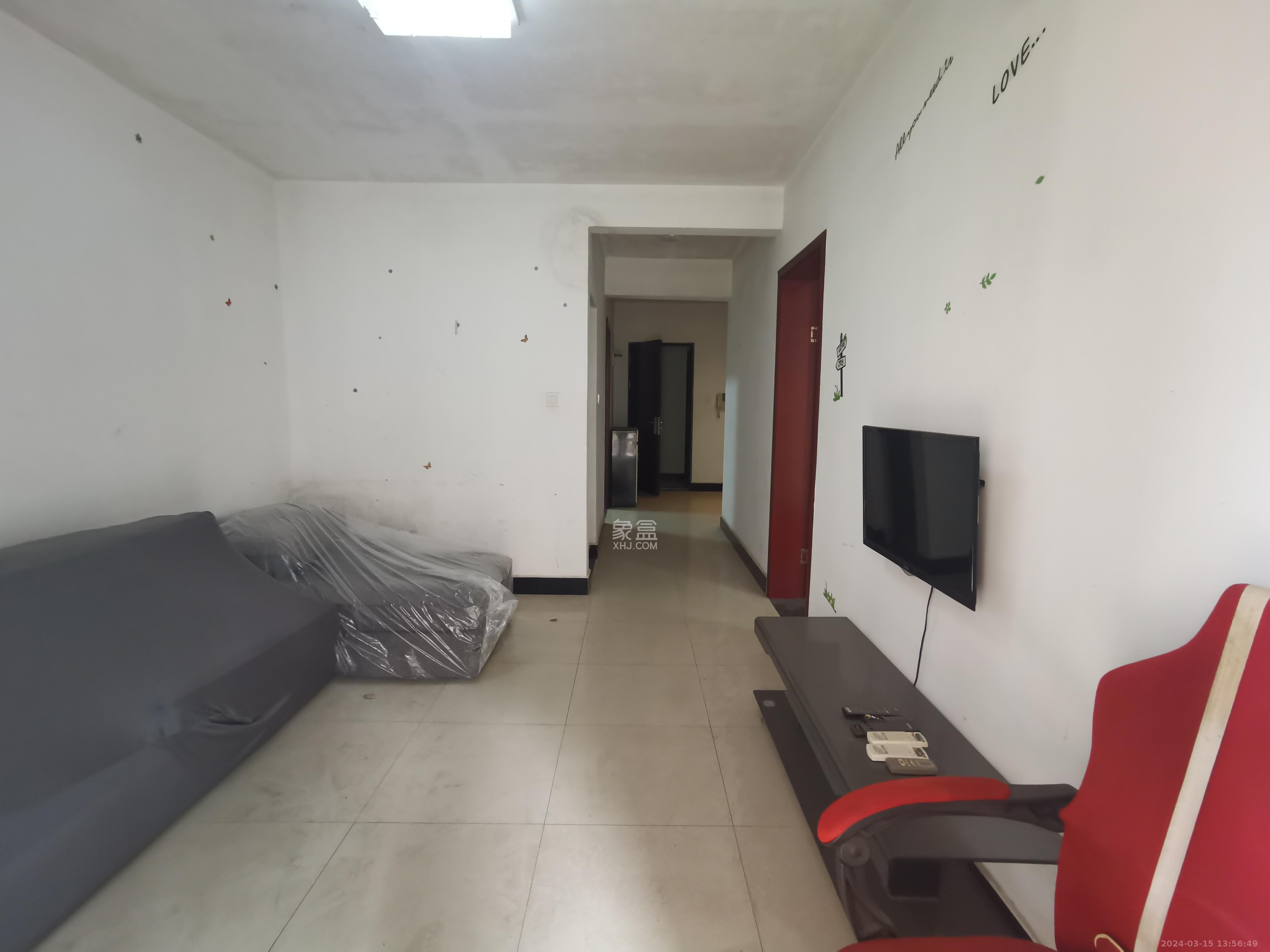 三一街區(qū)  3室2廳1衛(wèi)   1500.00元/月室內(nèi)圖