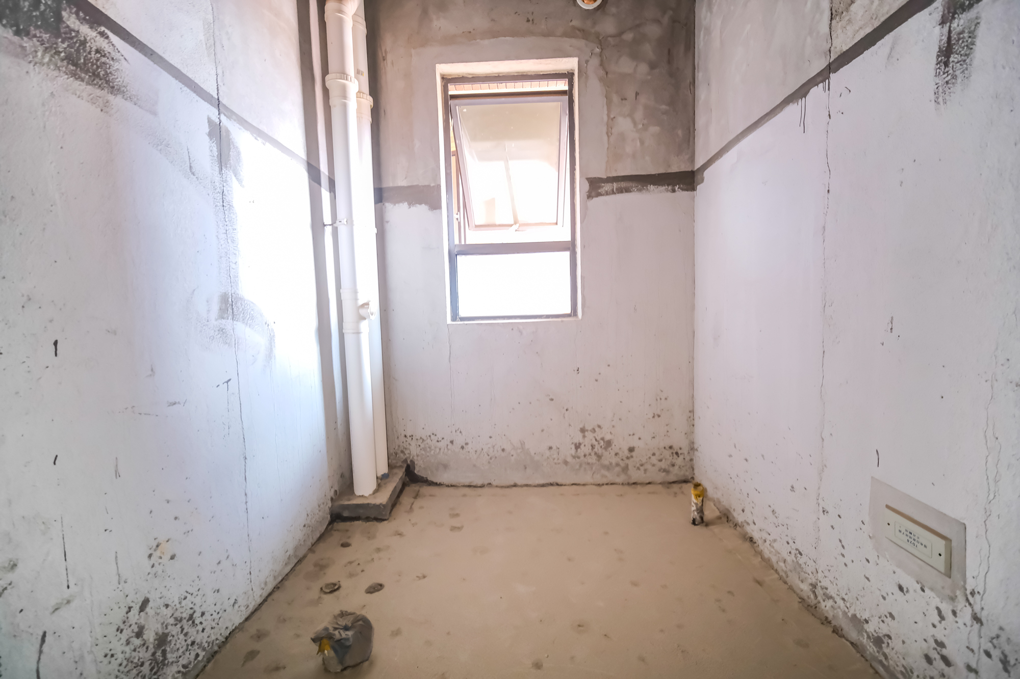 三一街区 3室2厅2卫 58.0万 三一街区 3室2厅2卫 58.0万卫生间