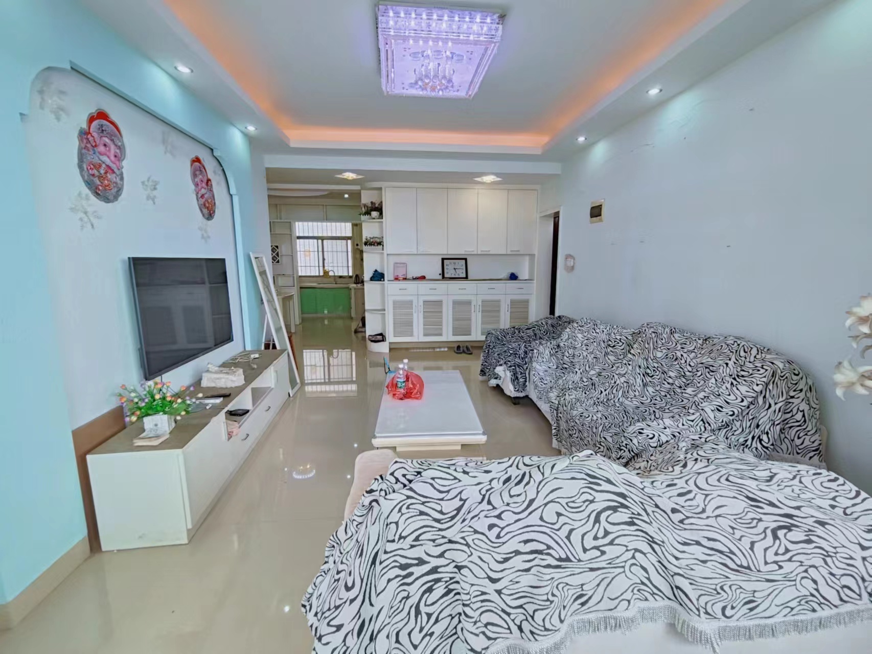 瑞丽江南(江南世家三期) 2室2厅1卫 43.8万 瑞丽江南(江南世家三期) 2室2厅1卫 43.8万室内图