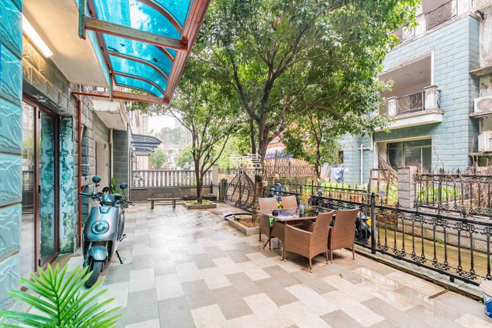御景龙城  4室2厅4卫   287.00万