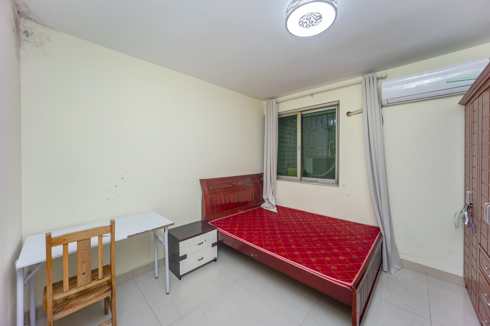 佳广公寓  3室2厅1卫    80.0万卧室