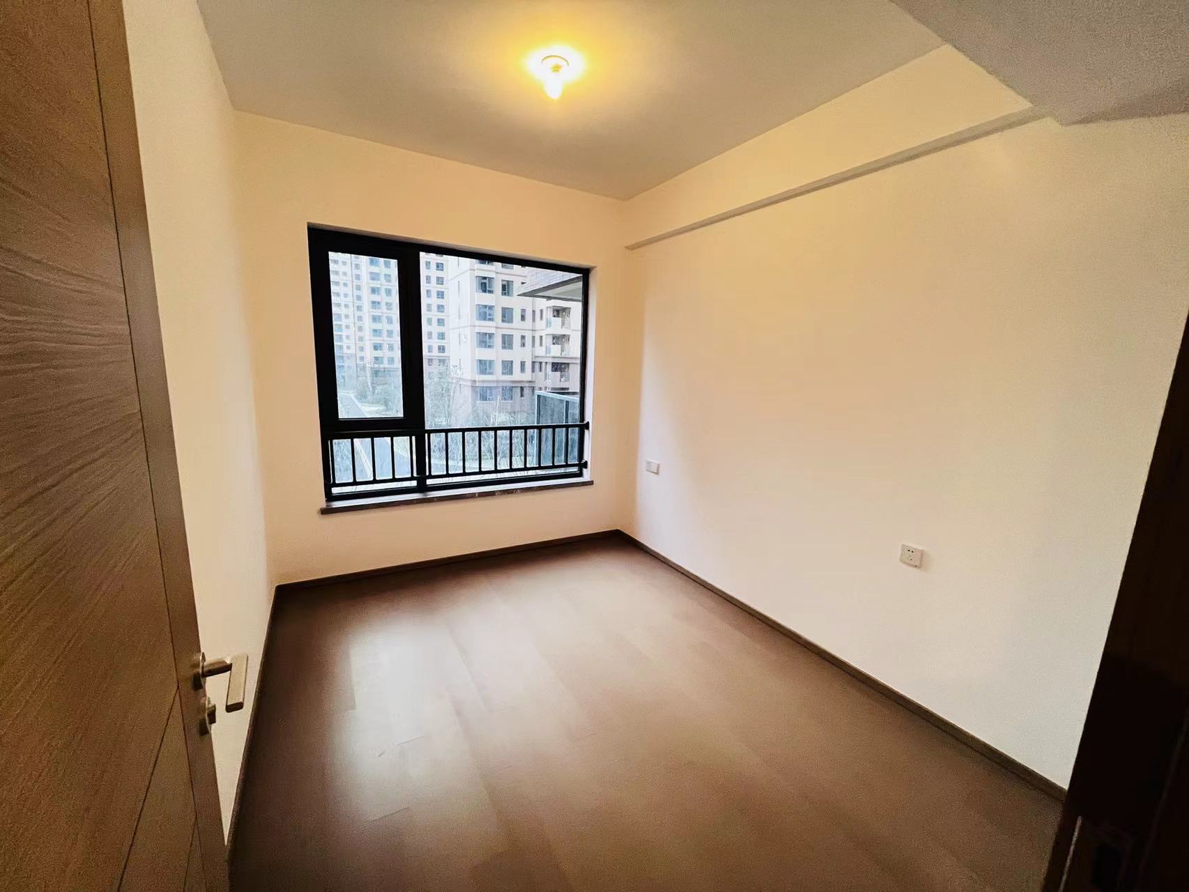 晋合湘水湾七期 4室2厅2卫 100.0万 晋合湘水湾七期 4室2厅2卫 100.0万室内图