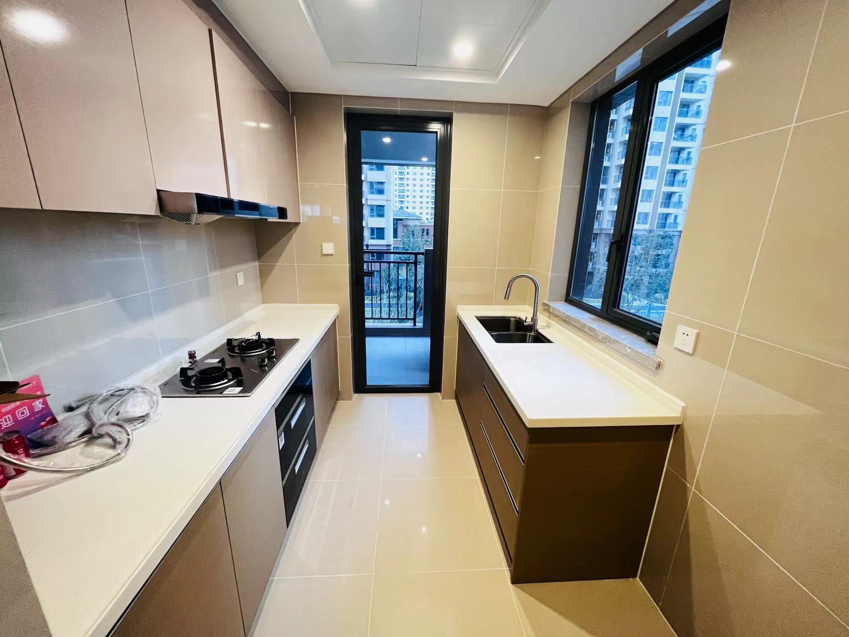 晋合湘水湾七期 4室2厅2卫 100.0万 晋合湘水湾七期 4室2厅2卫 100.0万室内图