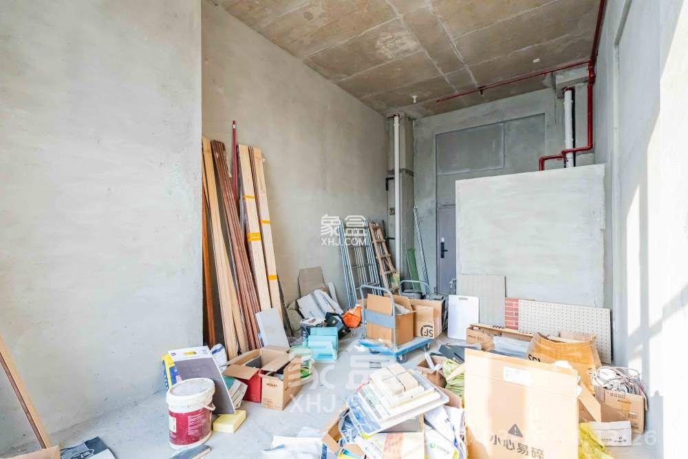 藏珑湖上公馆  1室1厅1卫   1700.00元/月室内图