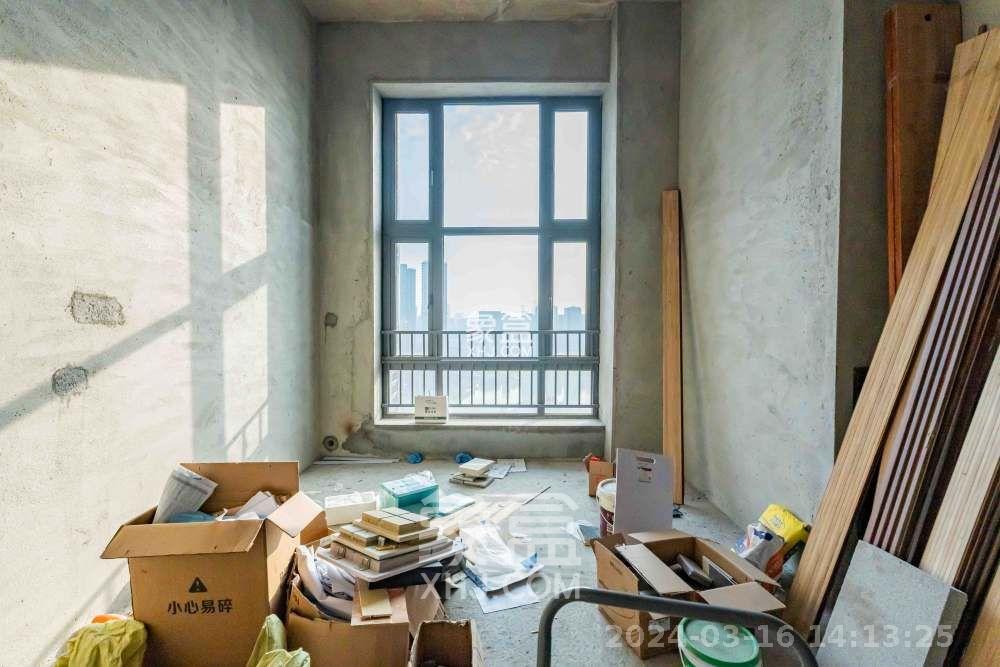 藏珑湖上公馆  1室1厅1卫   1700.00元/月室内图1