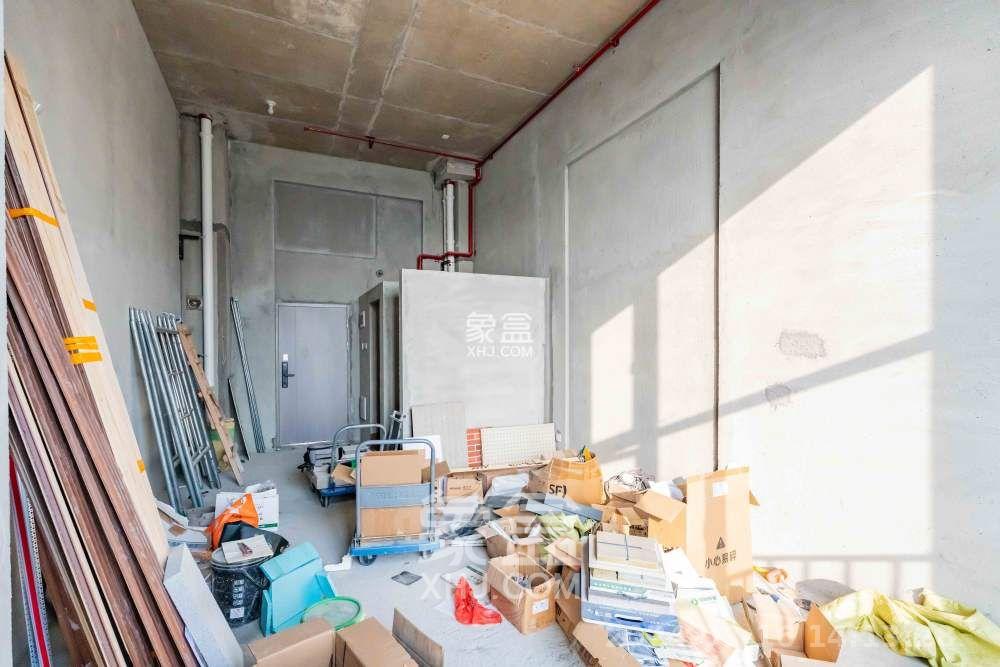 藏珑湖上公馆  1室1厅1卫   1700.00元/月室内图