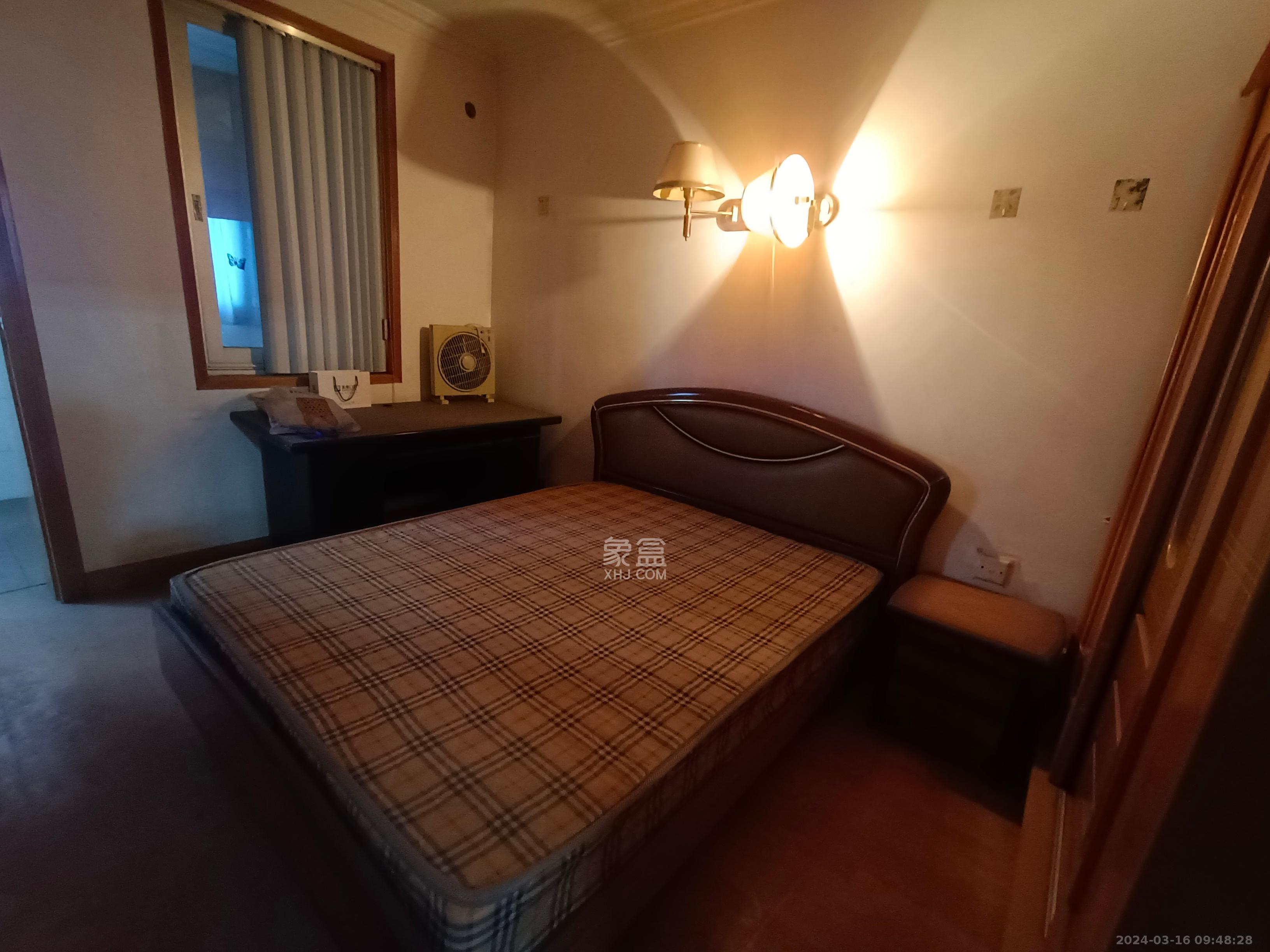 芙蓉区教师村  3室2厅1卫   1500.00元/月室内图
