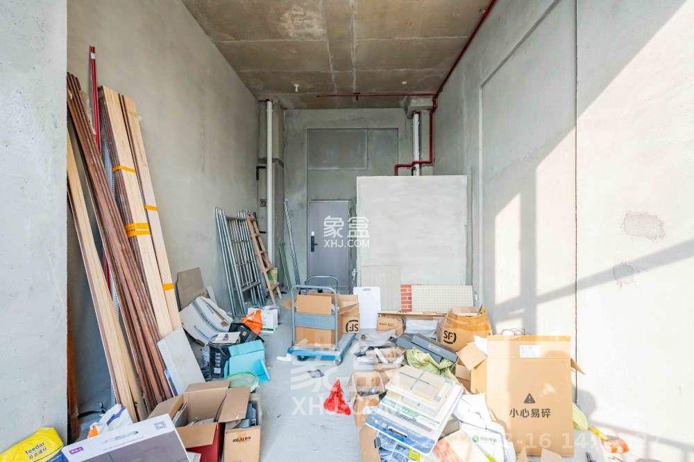 藏珑湖上公馆  1室1厅1卫   1700.00元/月室内图