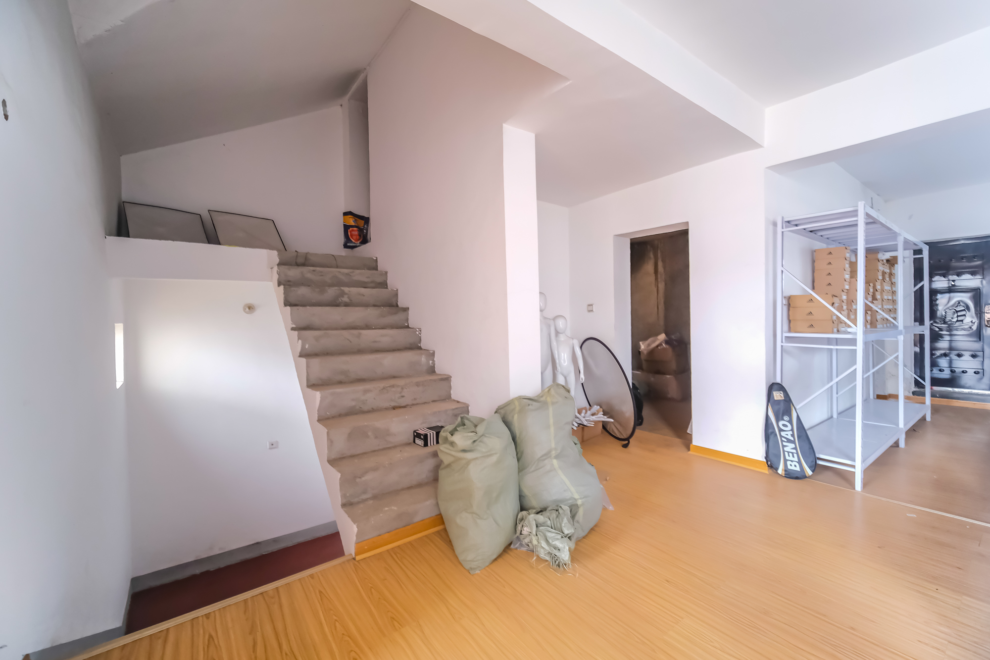 湘龙家园  6室2厅3卫    460.0万 湘龙家园  6室2厅3卫    460.0万其他