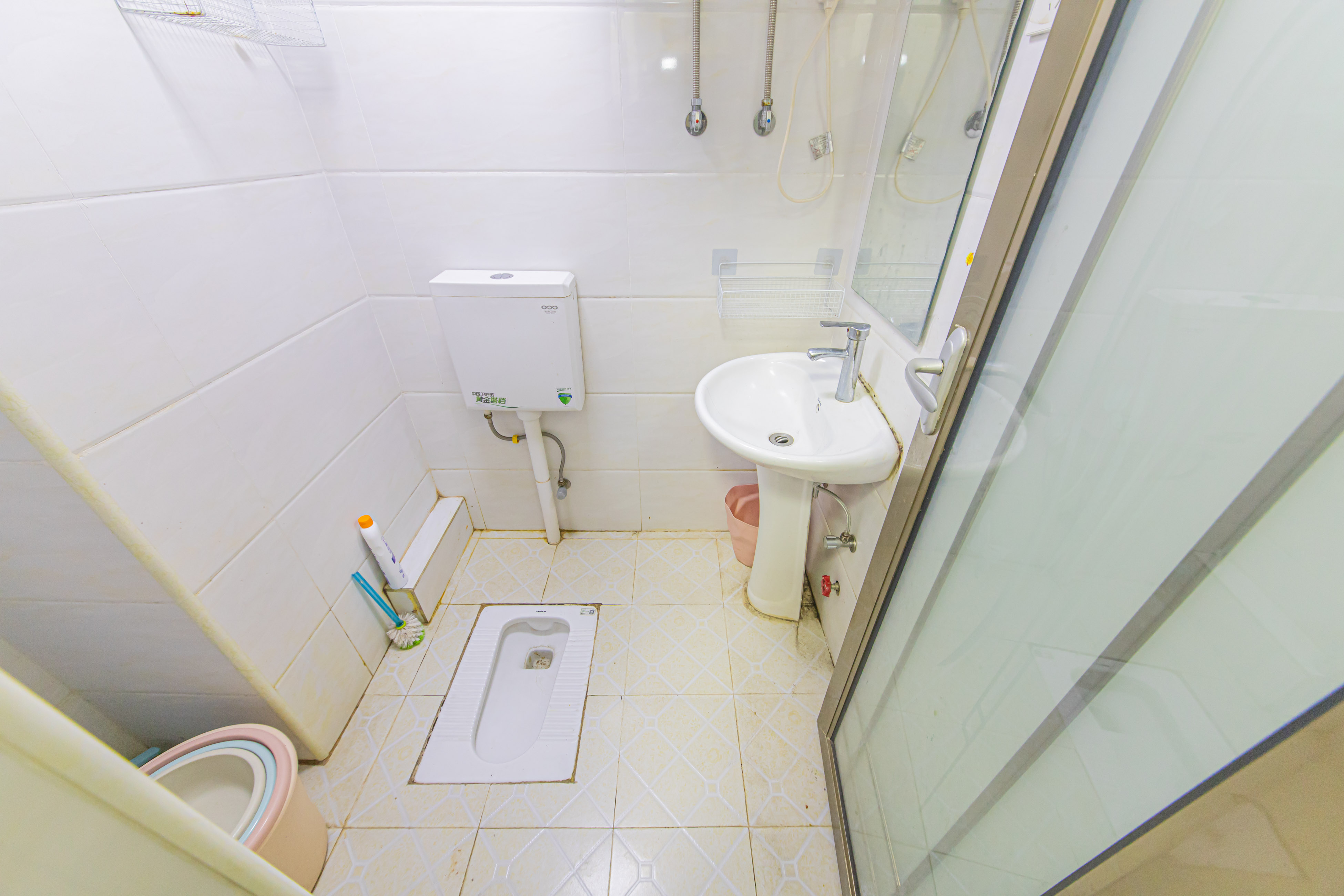 中建芙蓉嘉苑 1室1厅1卫 22.78万 中建芙蓉嘉苑 1室1厅1卫 22.78万卫生间