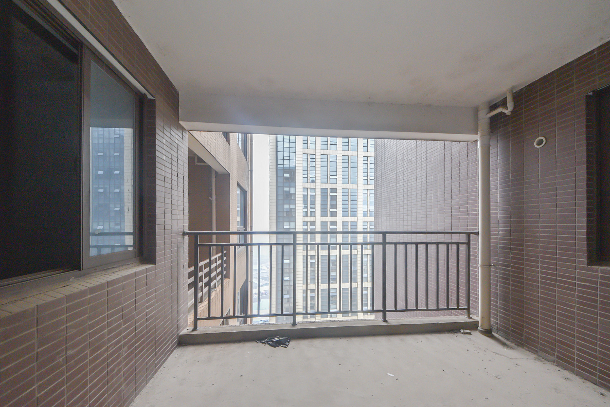 芒果天地(芒果雅苑) 3室2厅2卫 108.0万 芒果天地(芒果雅苑) 3室2厅2卫 108.0万阳台