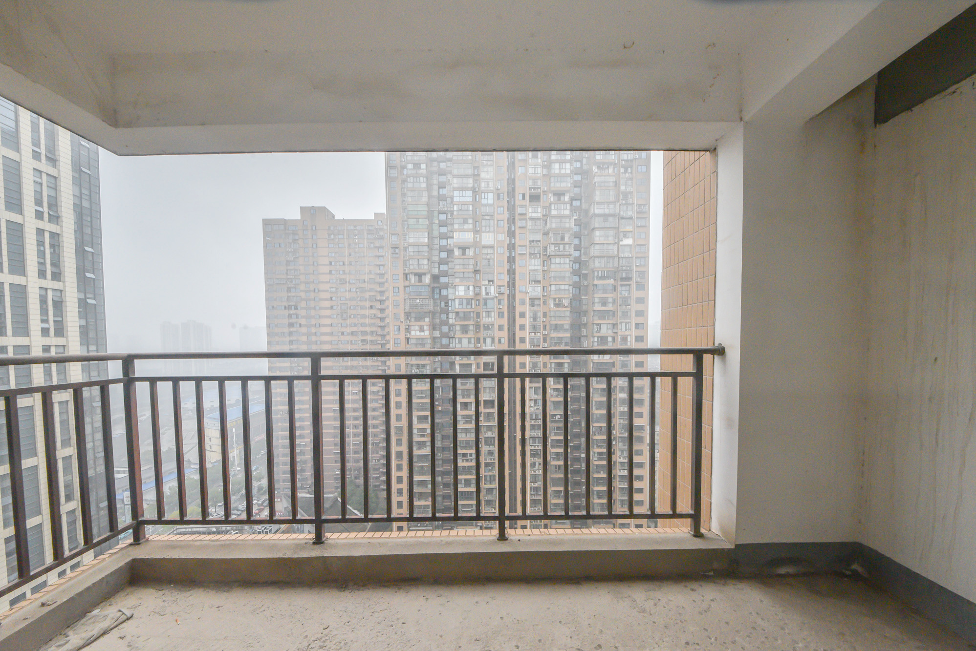 芒果天地(芒果雅苑) 3室2厅2卫 108.0万 芒果天地(芒果雅苑) 3室2厅2卫 108.0万阳台