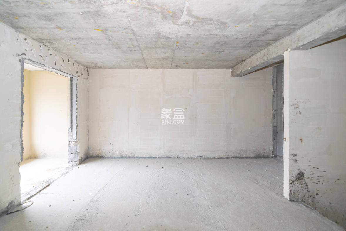 阳光城联利悦澜府  4室2厅1卫    95.0万 阳光城联利悦澜府  4室2厅1卫    95.0万卧室