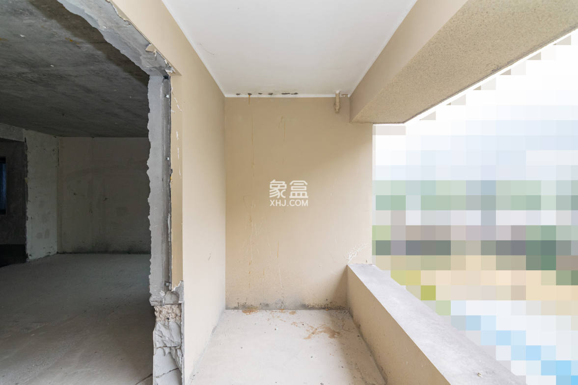 阳光城联利悦澜府  4室2厅1卫    95.0万 阳光城联利悦澜府  4室2厅1卫    95.0万阳台