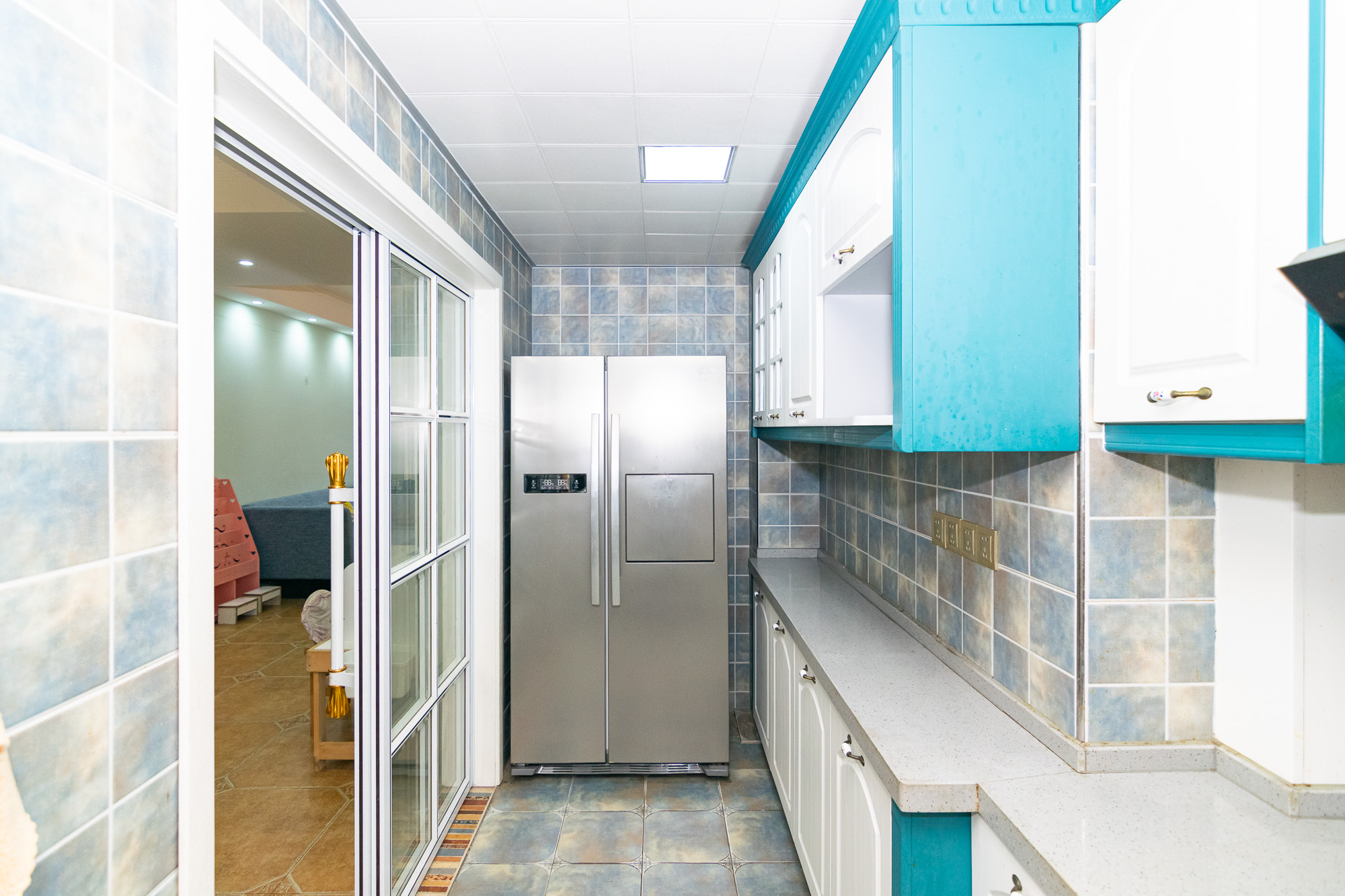 湖南报业文化城(米地亚家园) 3室2厅2卫 99.0万 湖南报业文化城(米地亚家园) 3室2厅2卫 99.0万厨房